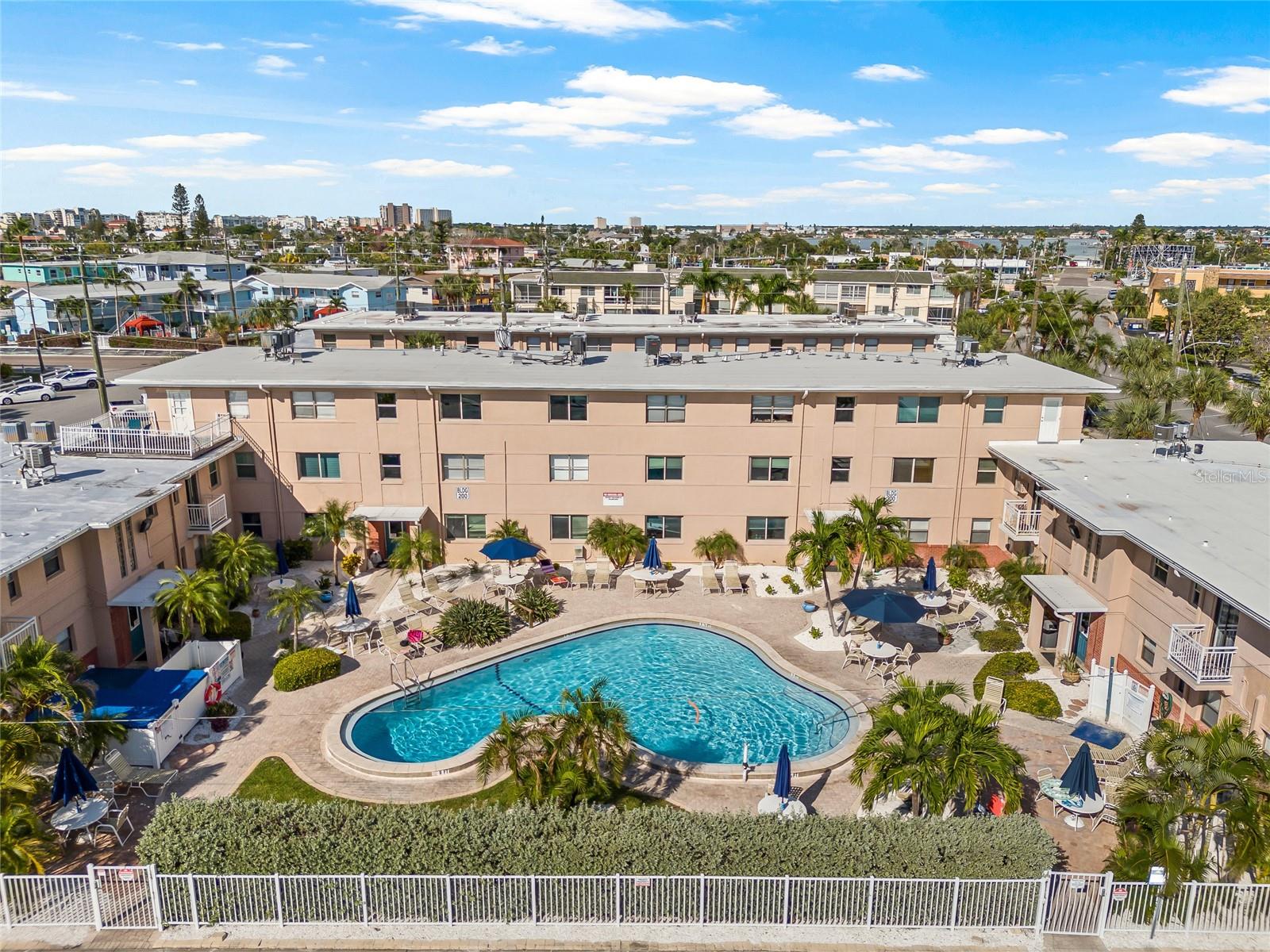 FRIENDLY NATIVE BEACH RESORT - Residential