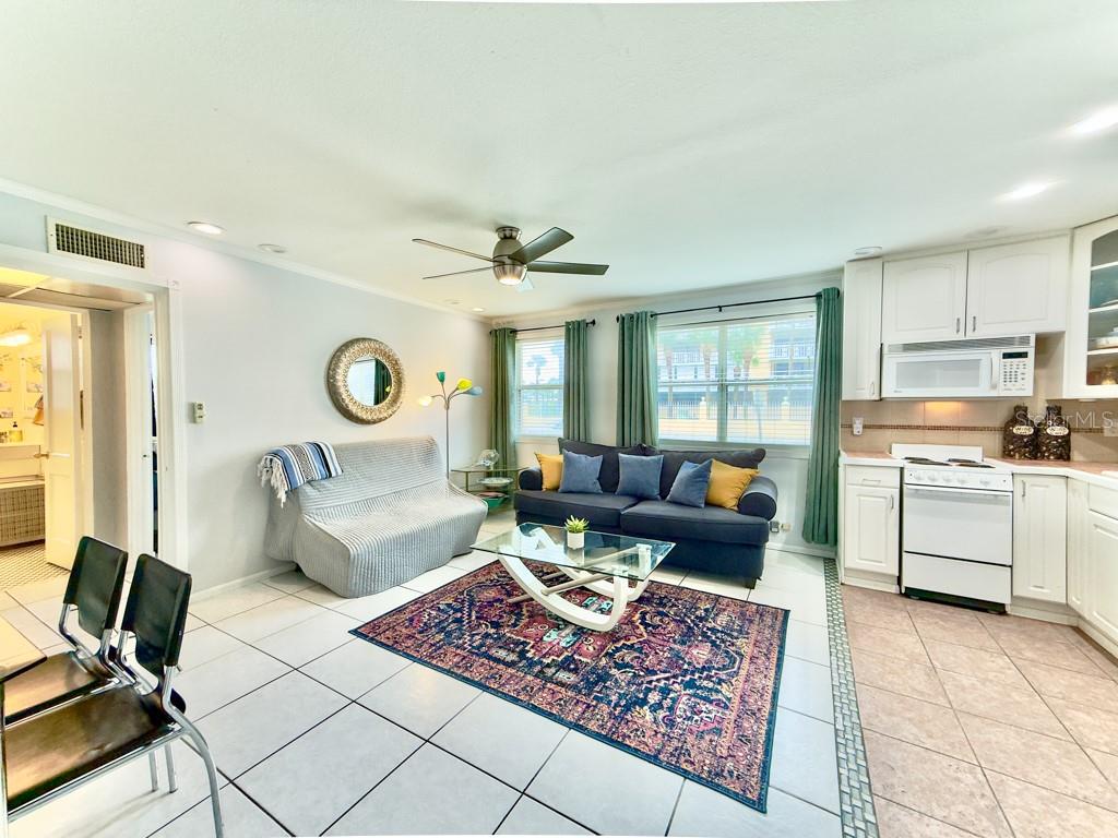 FRIENDLY NATIVE BEACH RESORT - Residential