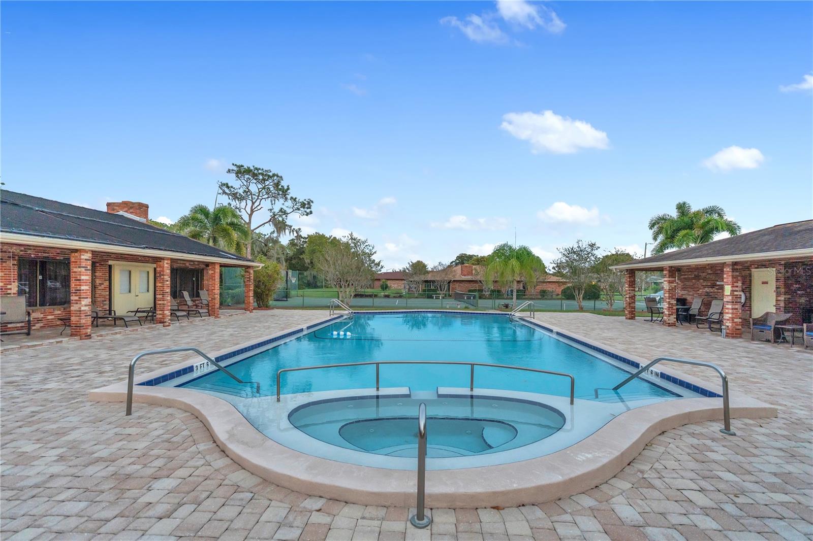 679 LAKE CAROLYN CIRCLE