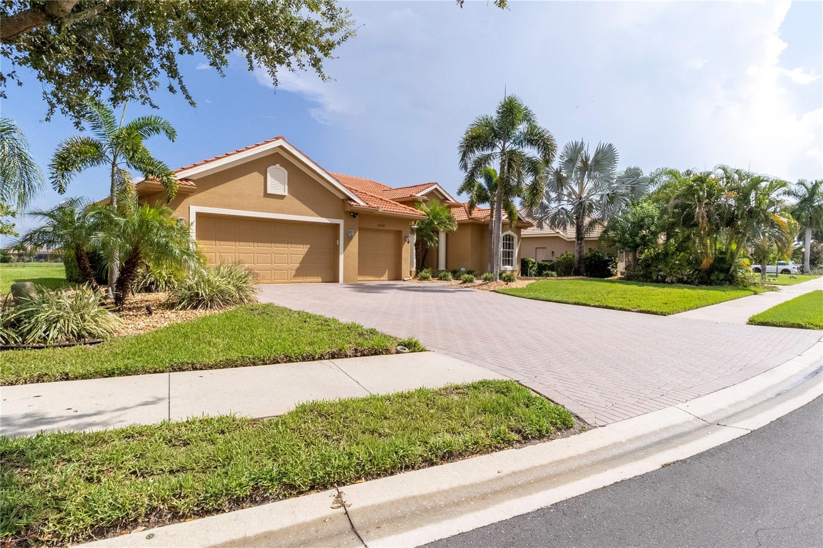 12709 PENGUIN DRIVE