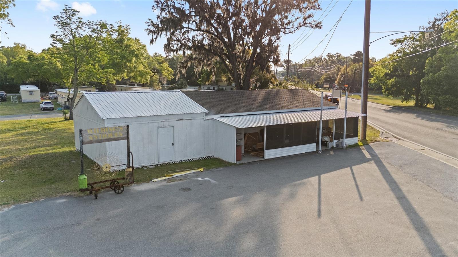 NORTH/LK WEIR AVENUE - Commercial Sale