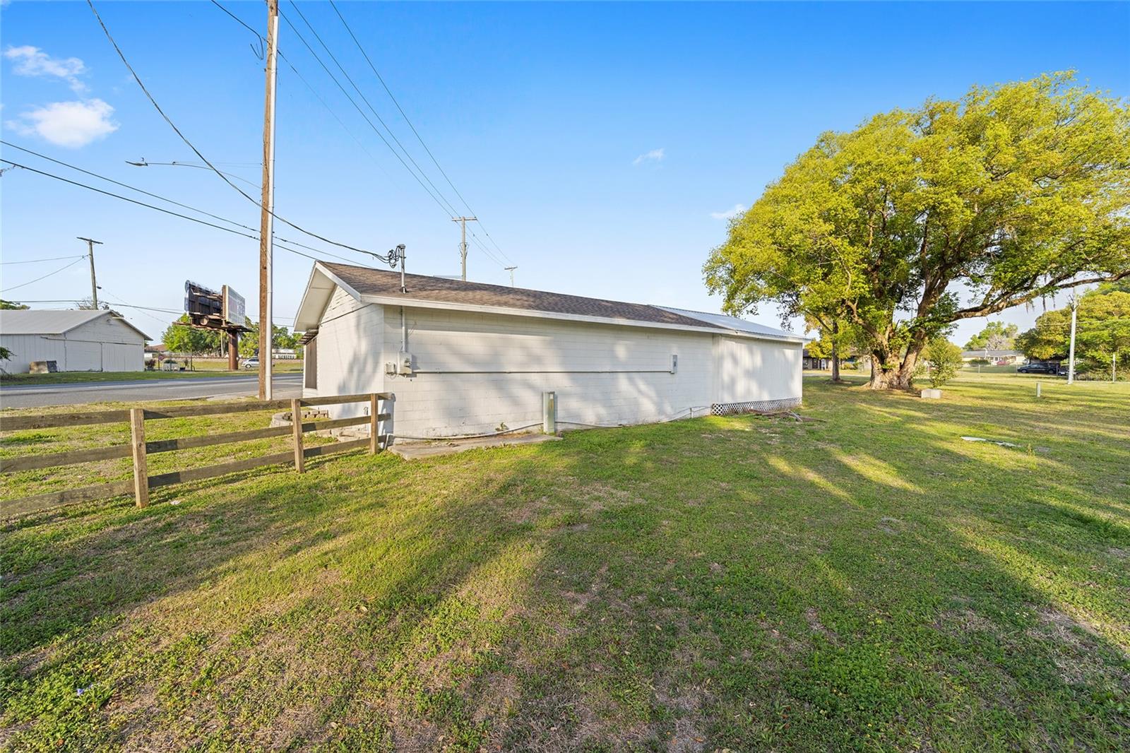 NORTH/LK WEIR AVENUE - Commercial Sale