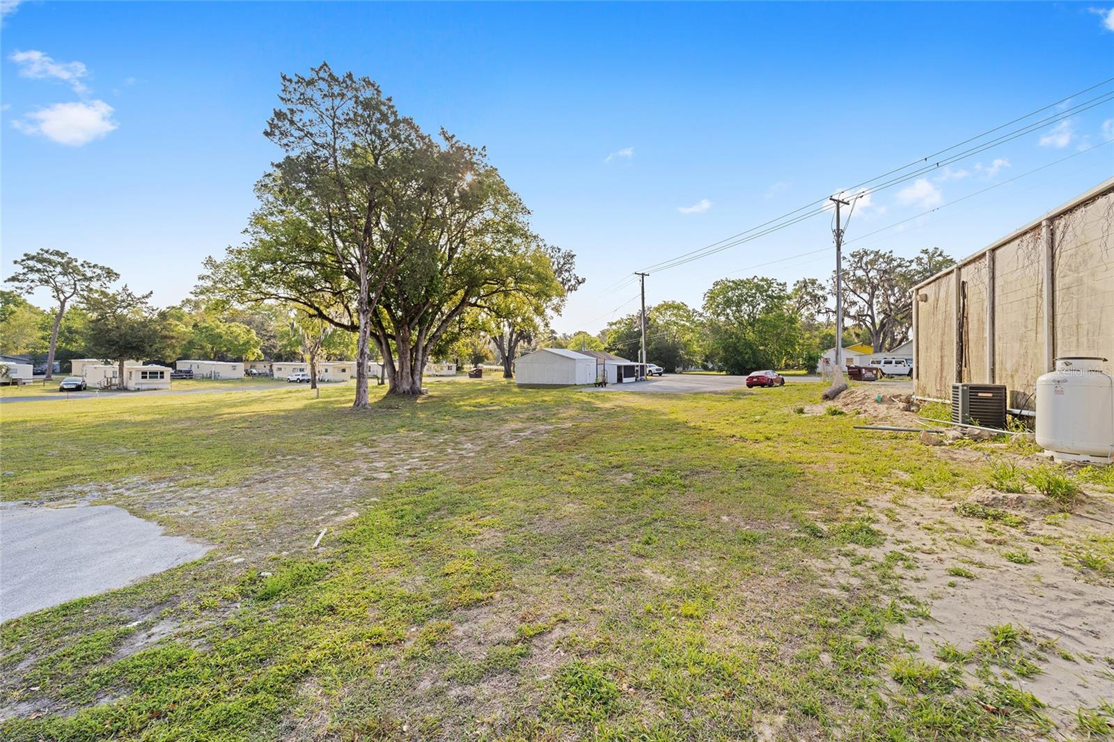 NORTH/LK WEIR AVENUE - Commercial Sale