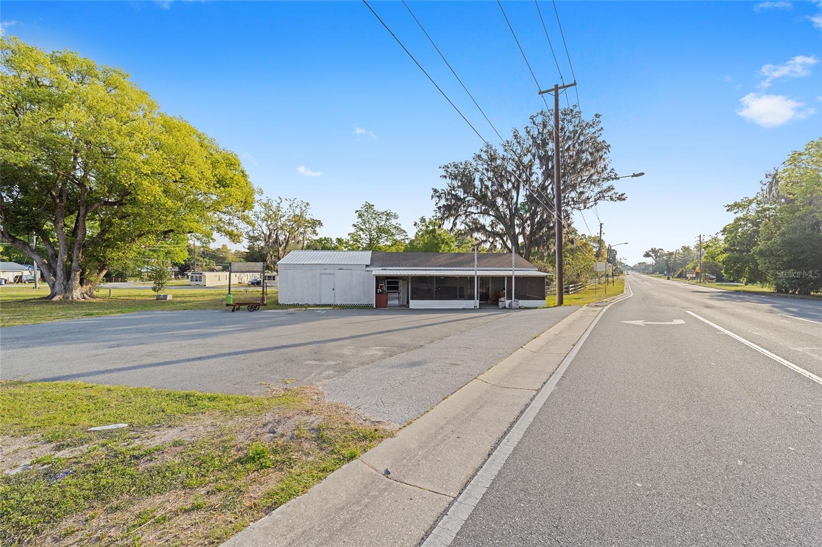 NORTH/LK WEIR AVENUE - Commercial Sale