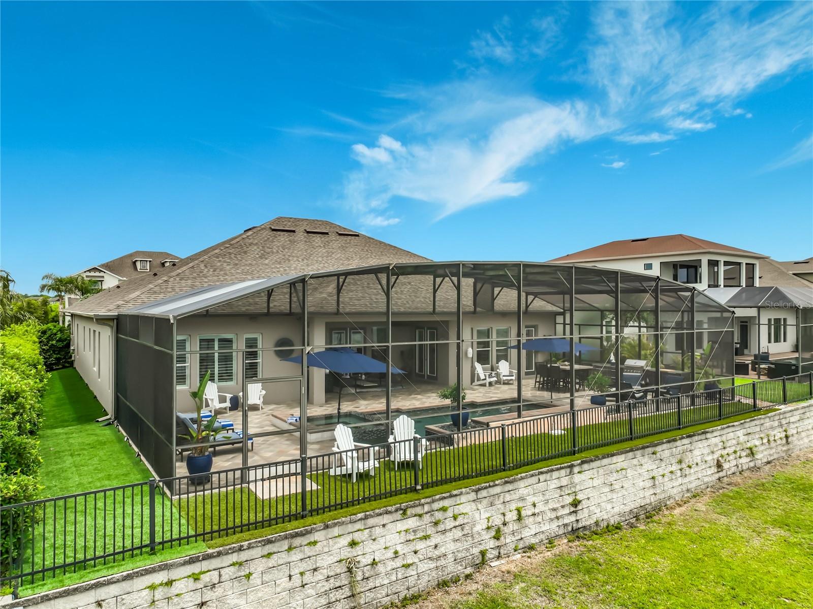 JOHNS LAKE POINTE - Residential