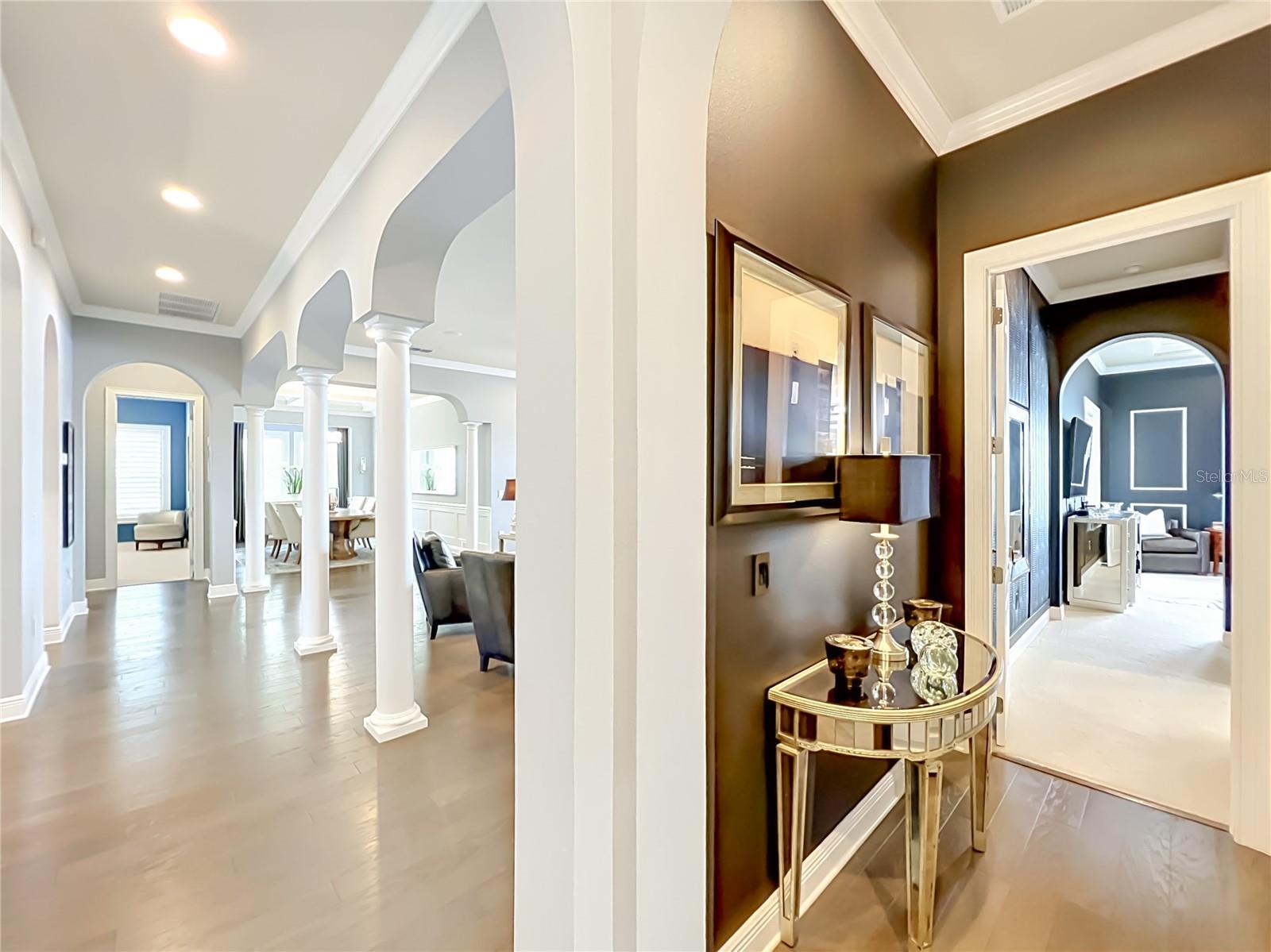 JOHNS LAKE POINTE - Residential