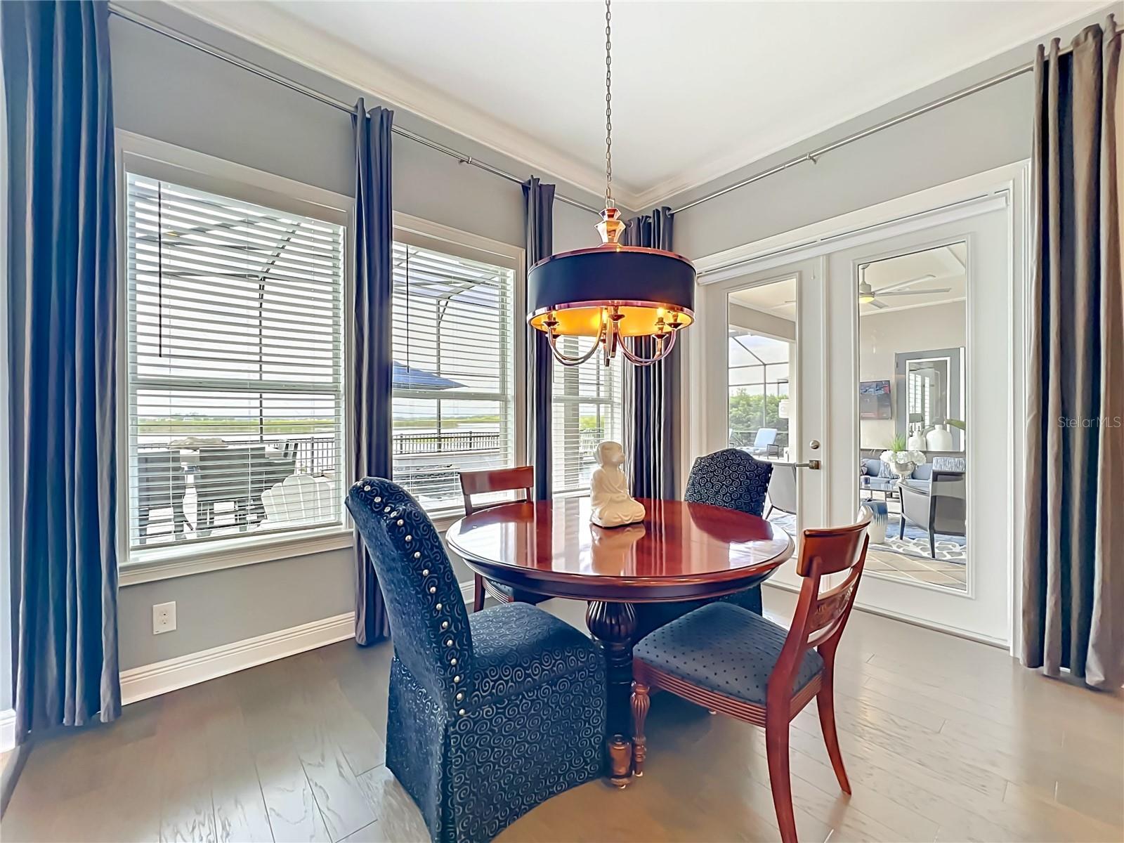 JOHNS LAKE POINTE - Residential