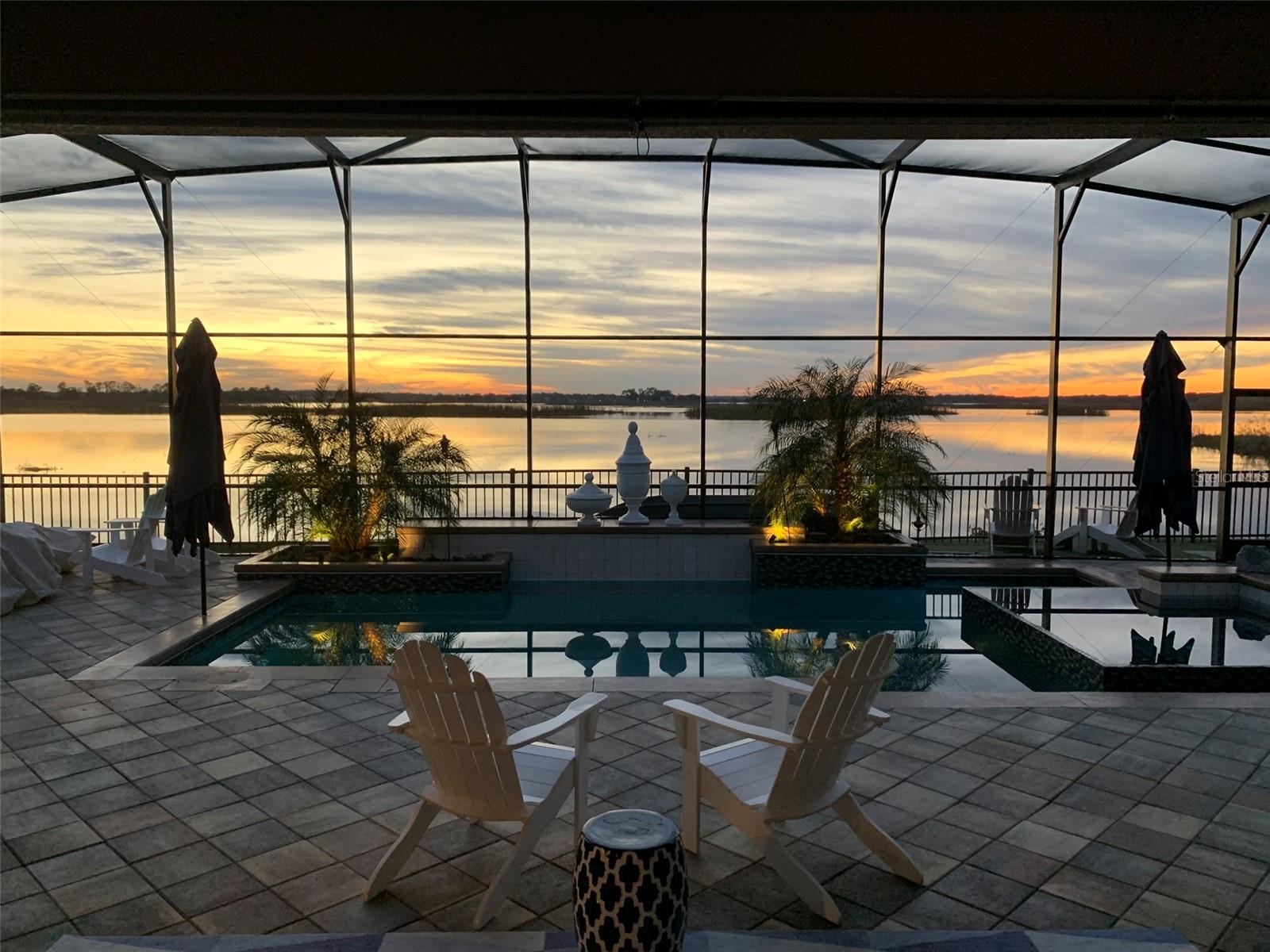 JOHNS LAKE POINTE - Residential