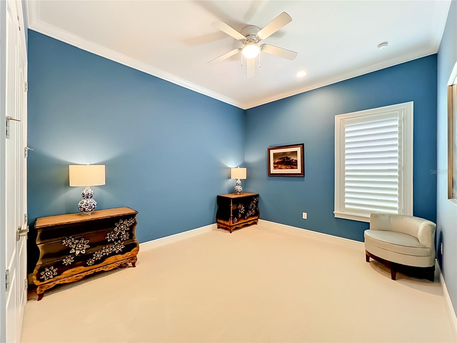 JOHNS LAKE POINTE - Residential