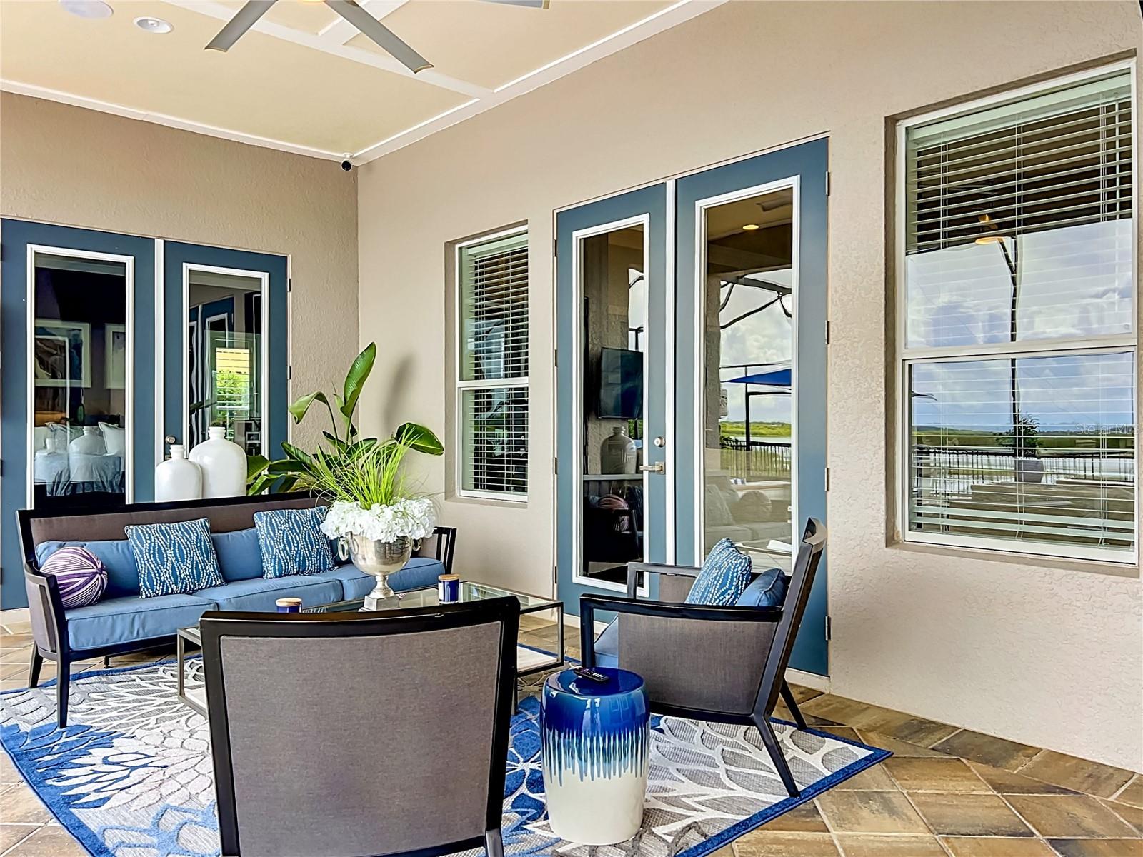 JOHNS LAKE POINTE - Residential
