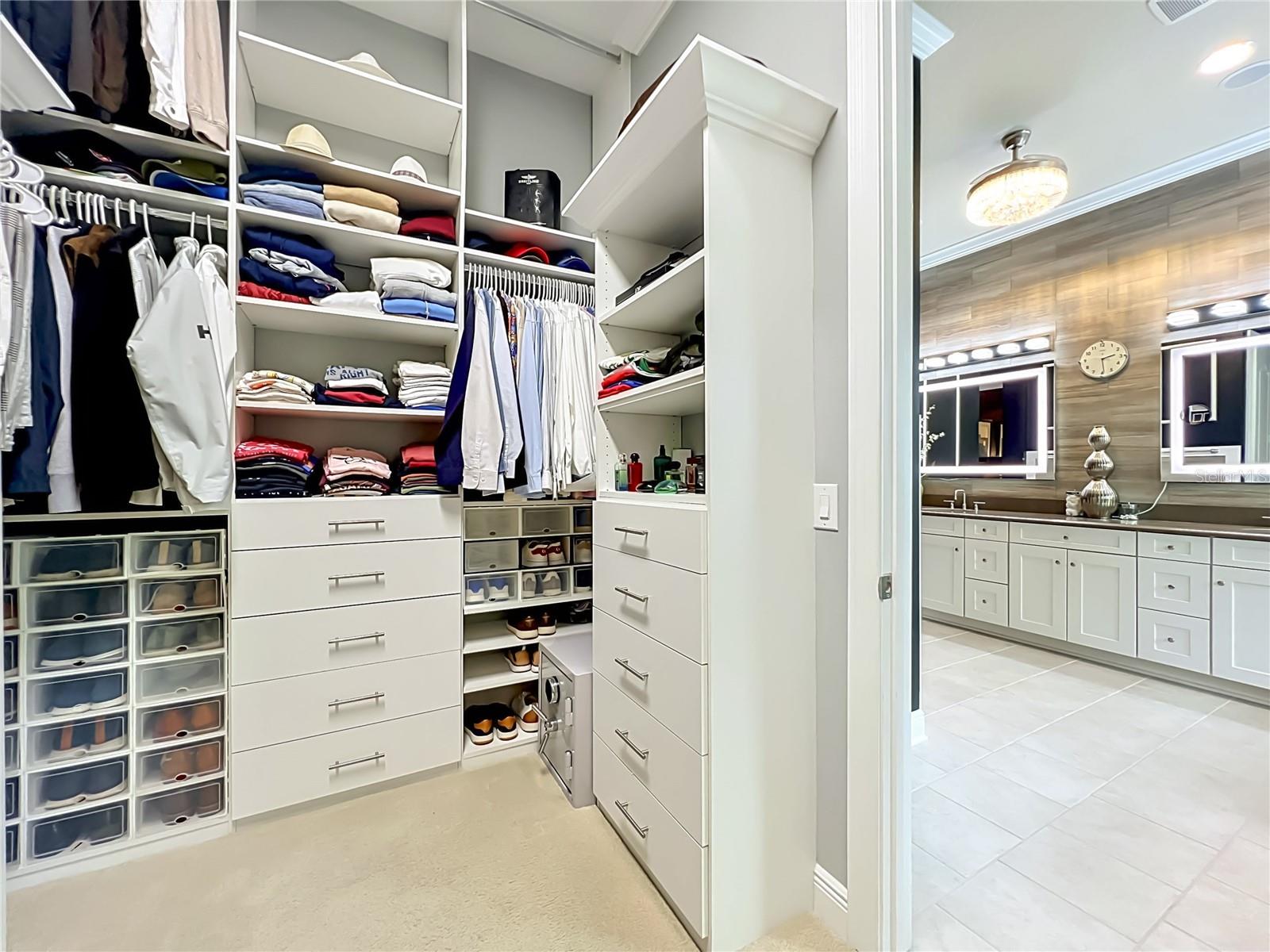 JOHNS LAKE POINTE - Residential