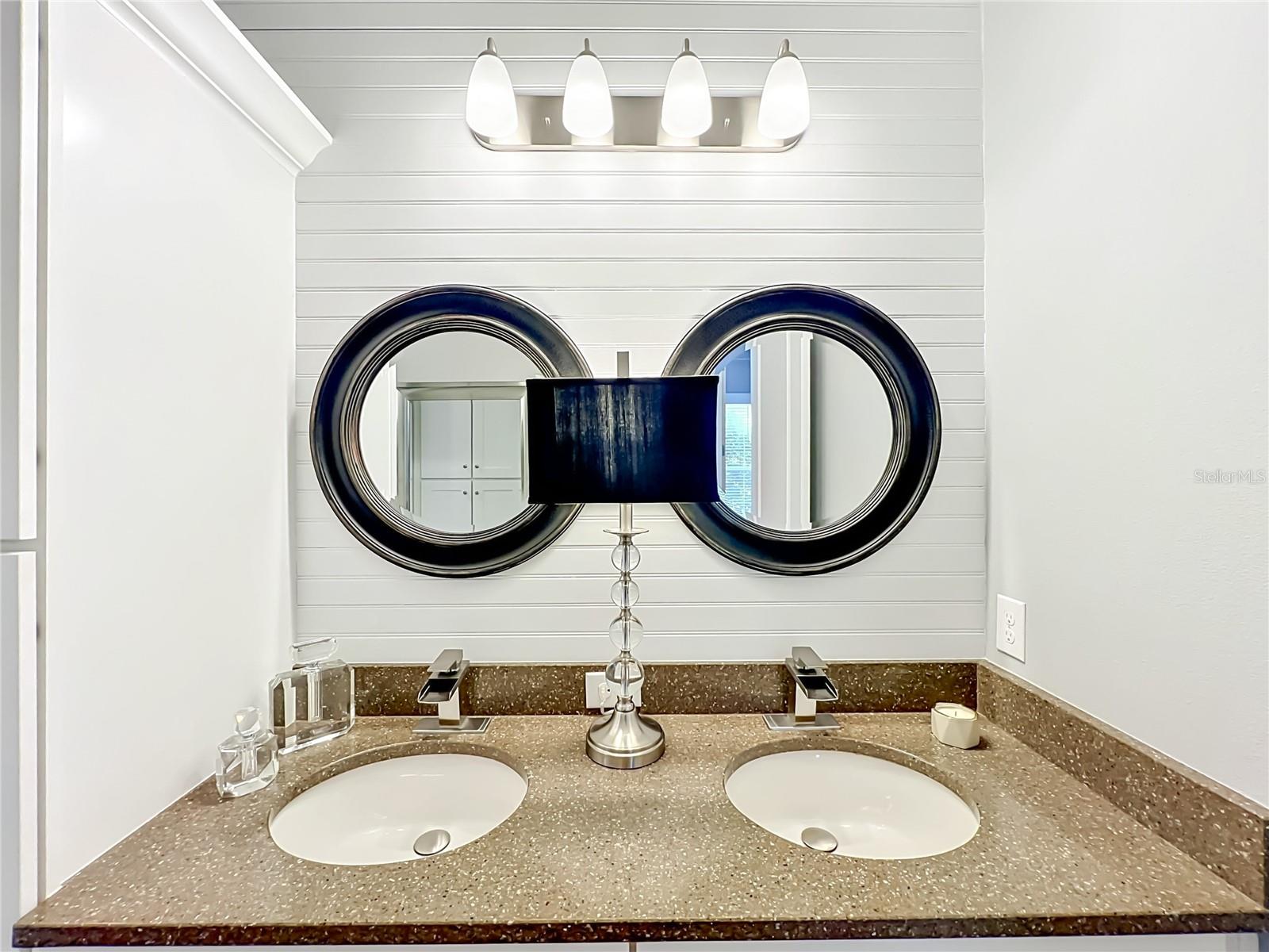 JOHNS LAKE POINTE - Residential