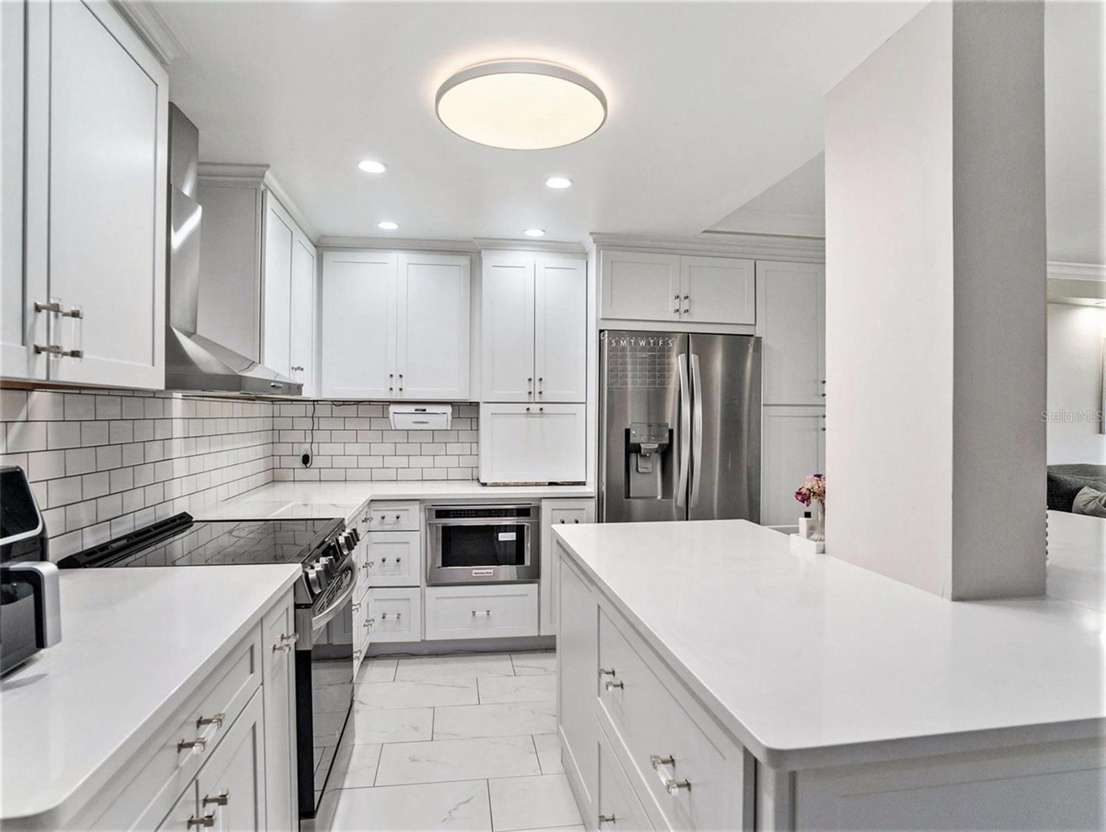 4141 BAYSHORE BOULEVARD 1204