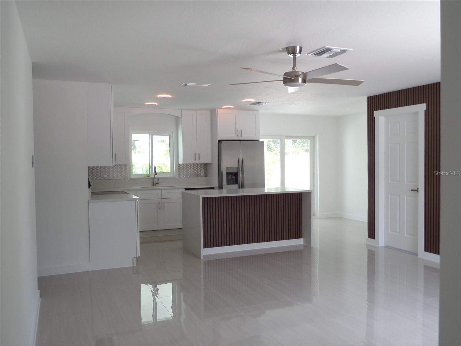 4925 SILK OAK DRIVE