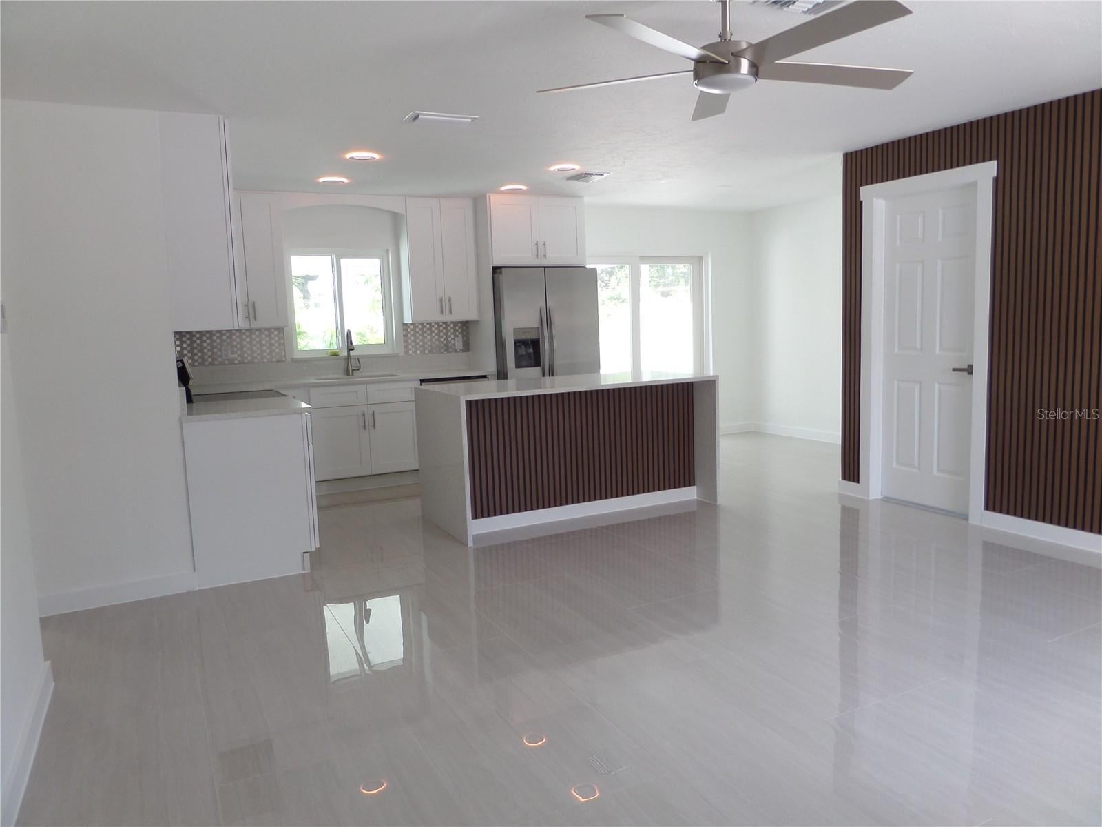 4925 SILK OAK DRIVE