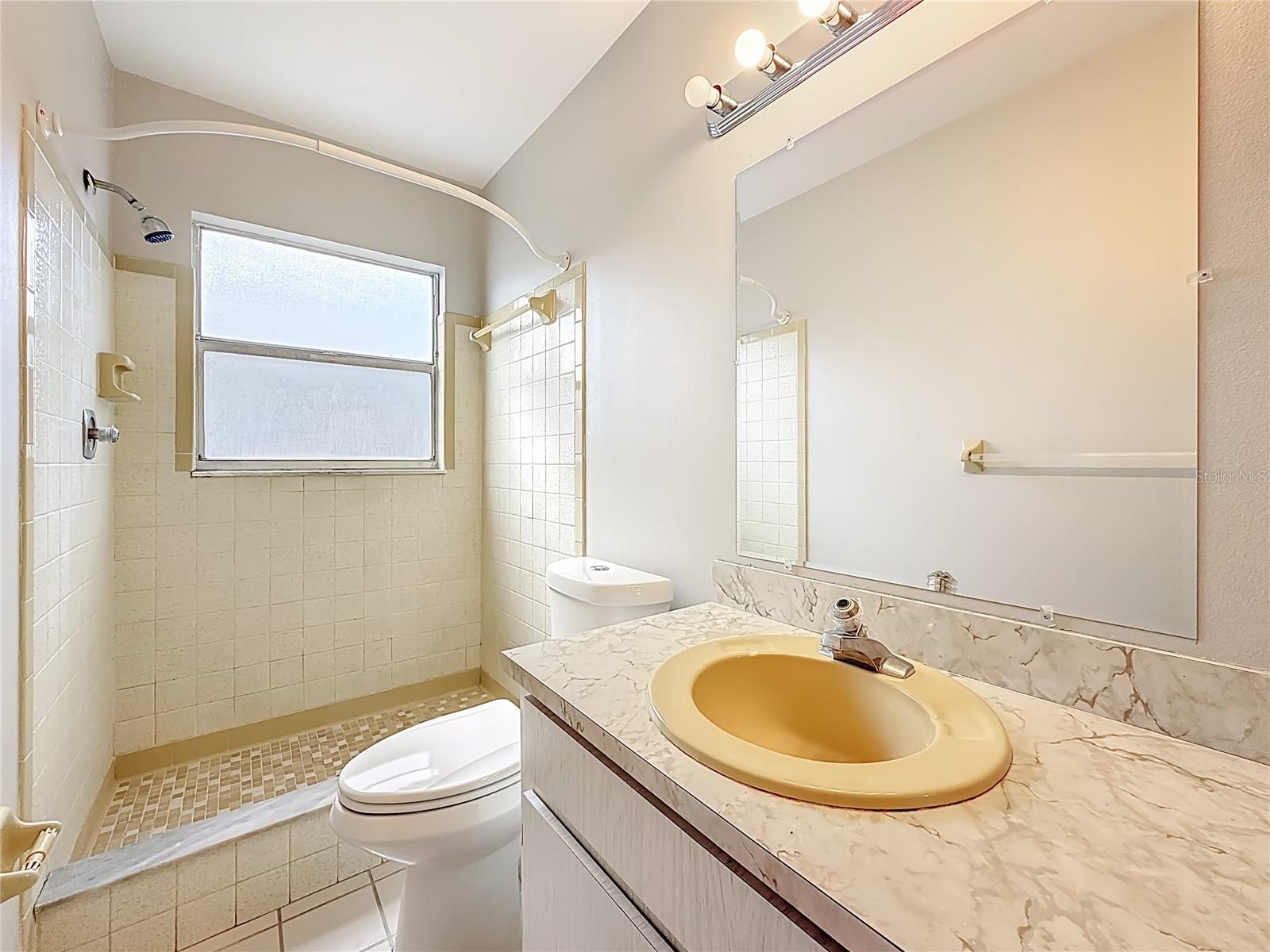 GARDEN MANOR - Residential