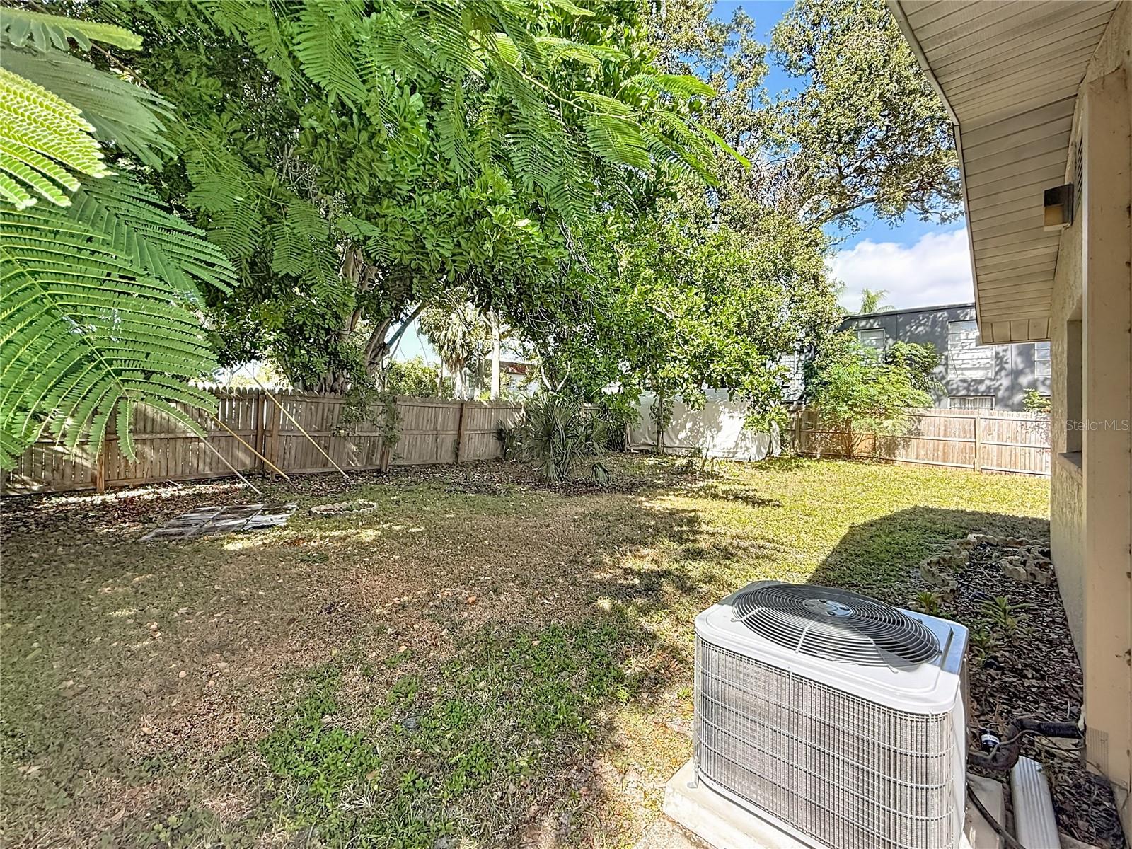 GARDEN MANOR - Residential