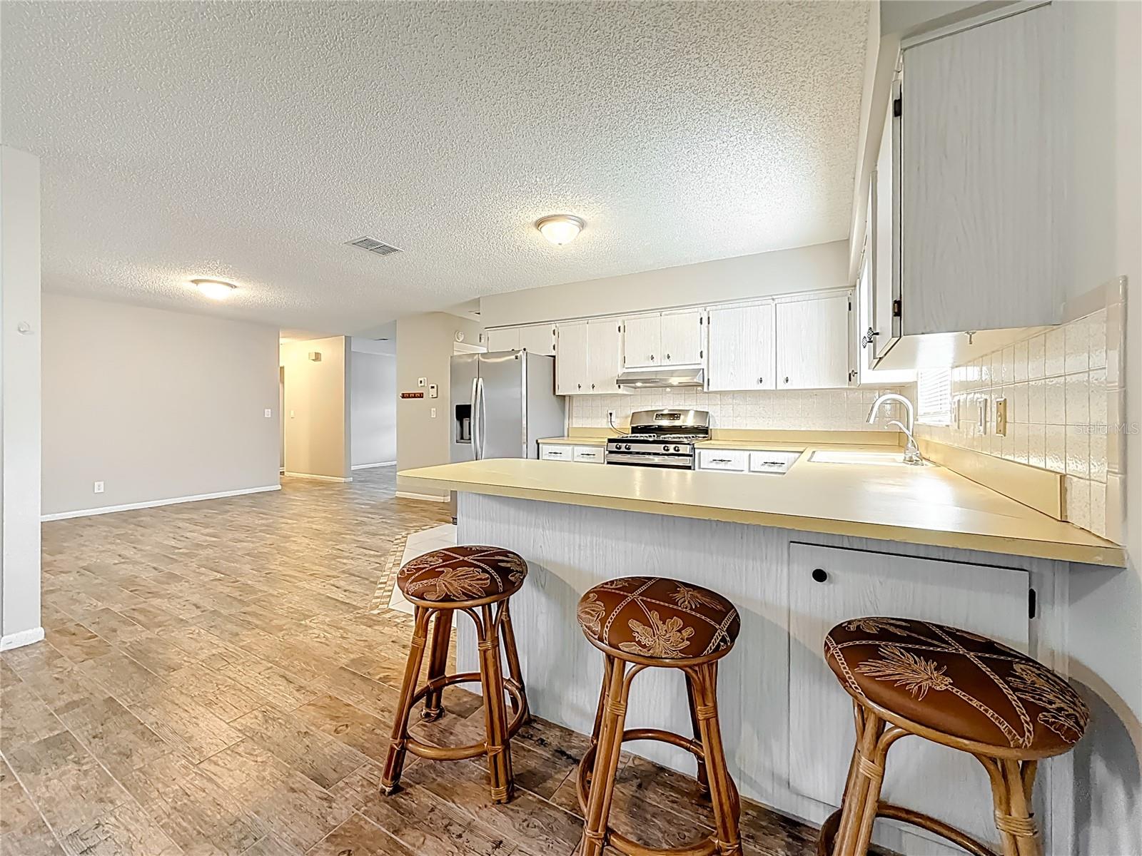 GARDEN MANOR - Residential