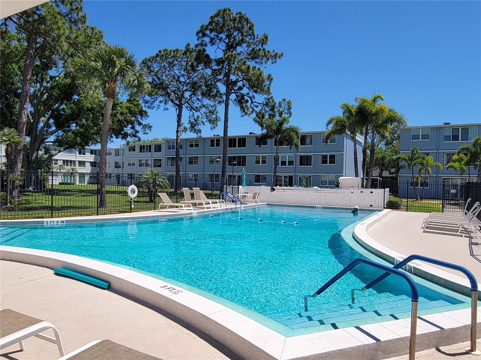 4715 BAY STREET NE 225