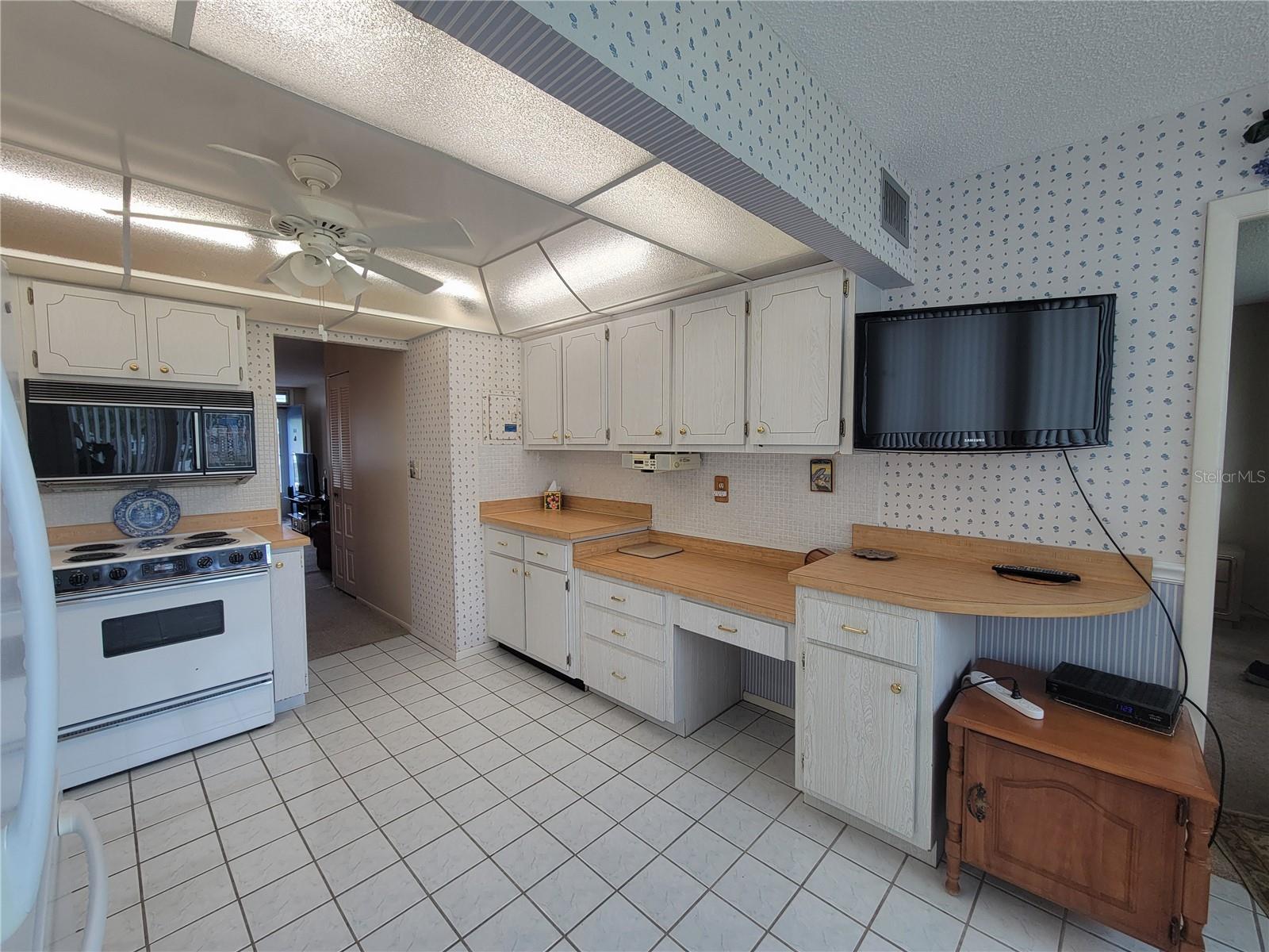 WINSTON PARK NORTHEAST - Residential