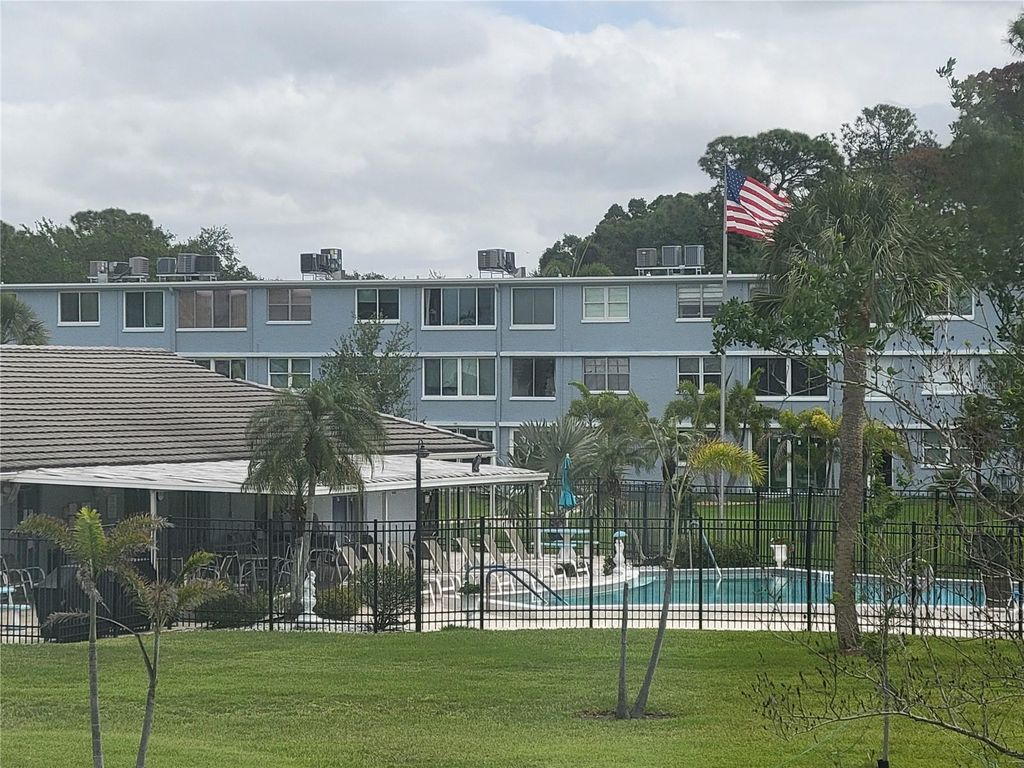 Photo of 4715 Bay Street NE #225, St Petersburg, FL 33703 (MLS # TB8495447)