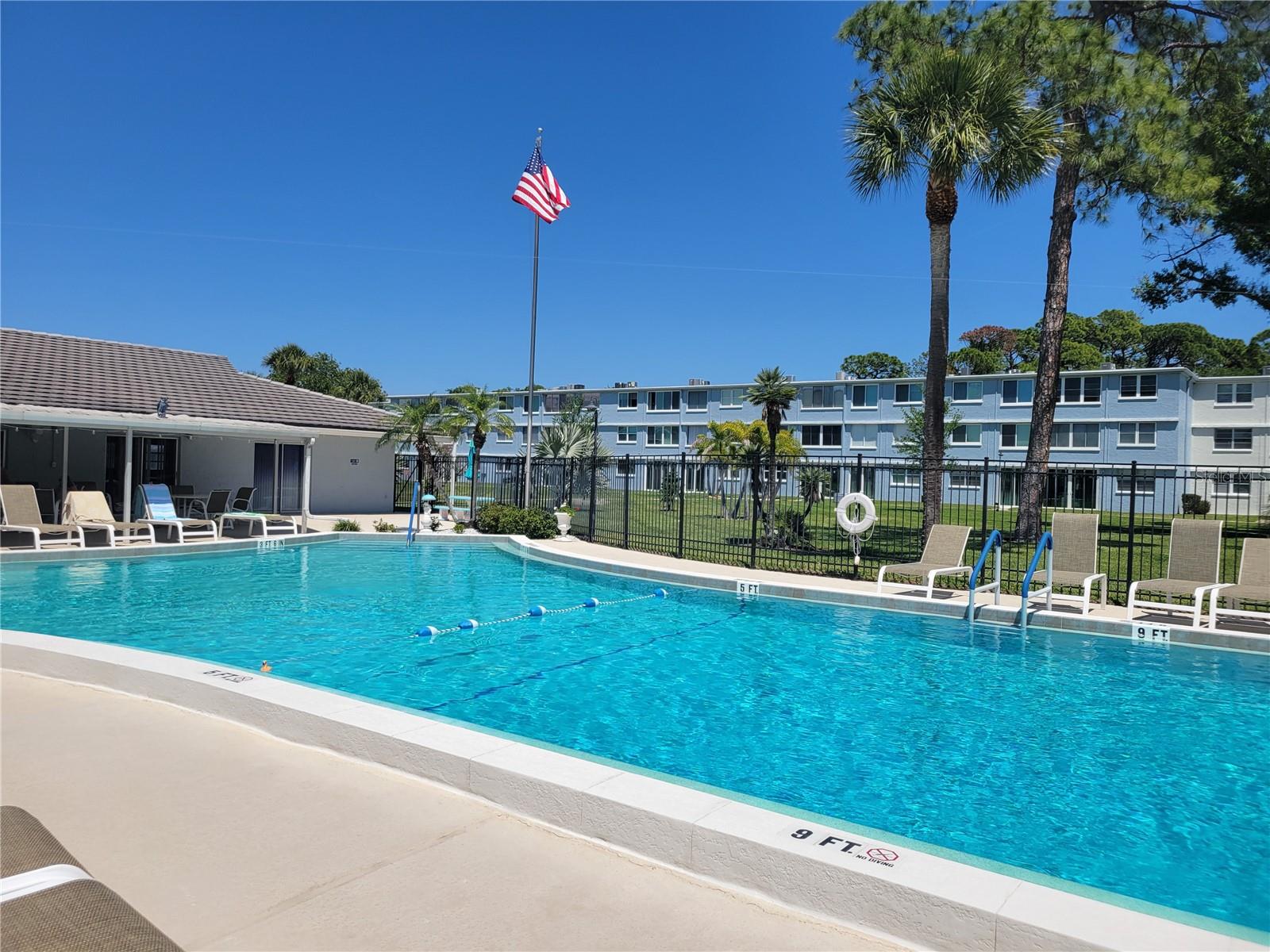 4715 BAY STREET NE 225