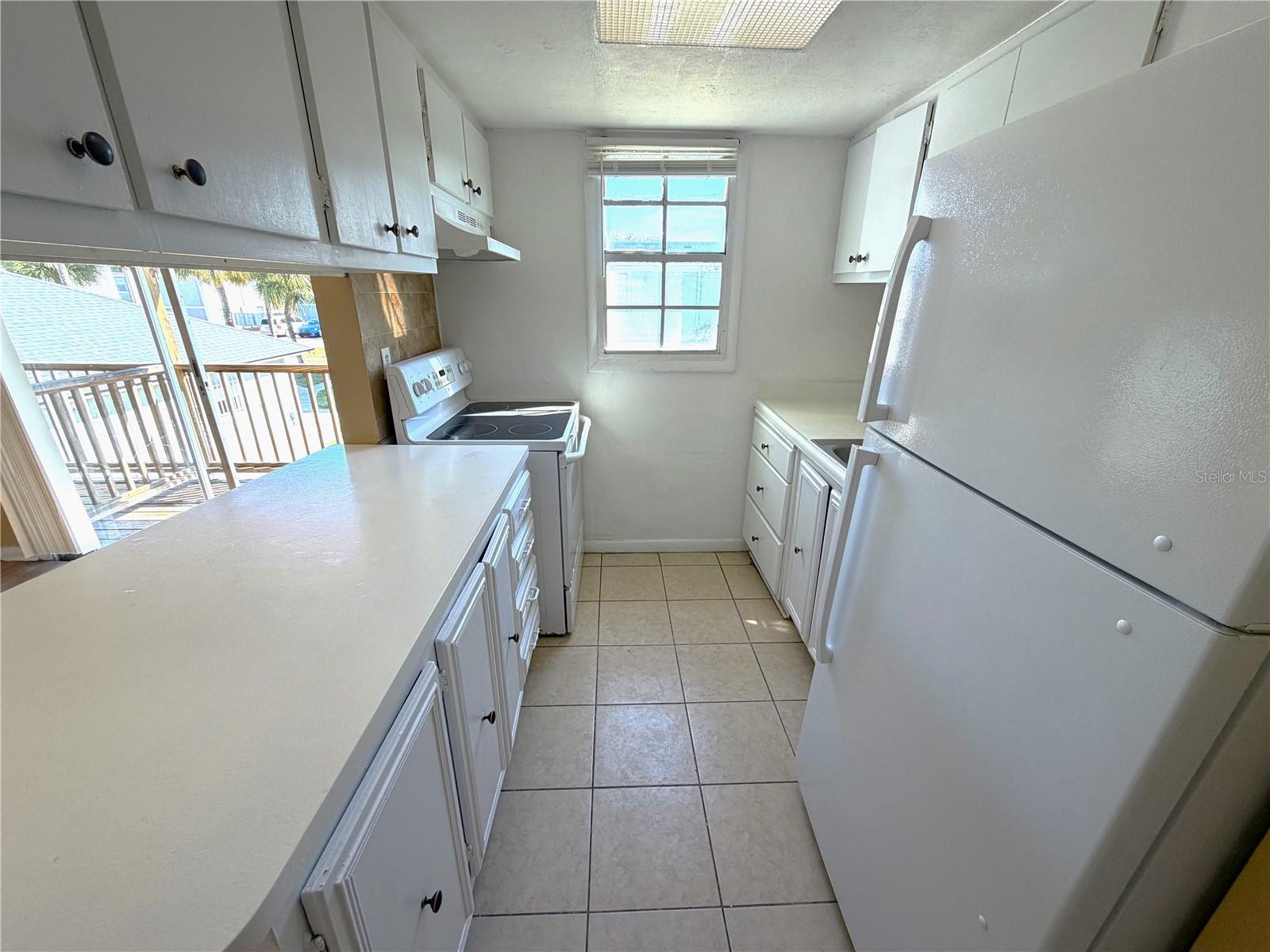 CATALINA ISLES CONDO - Residential