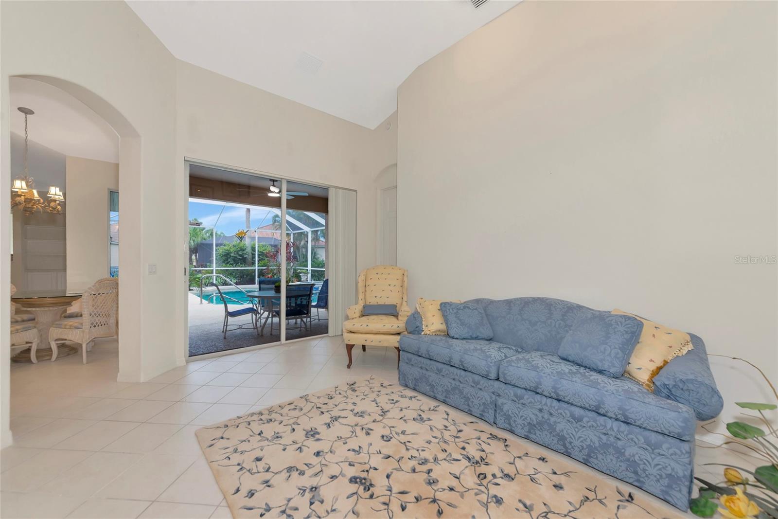 6442 TAILFEATHER WAY