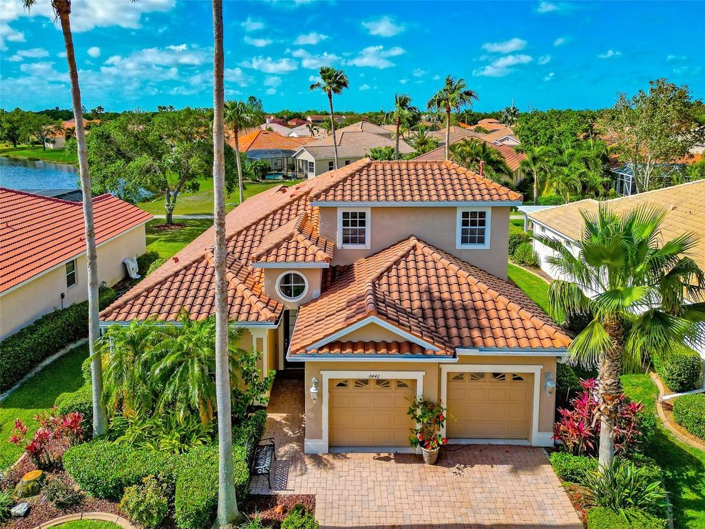 Photo of 6442 Tailfeather Way, Bradenton, FL 34203 (MLS # A4647310)