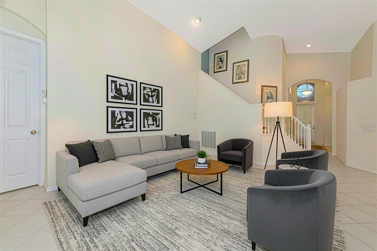 TARA, TAILFEATHER AT TARA - Residential