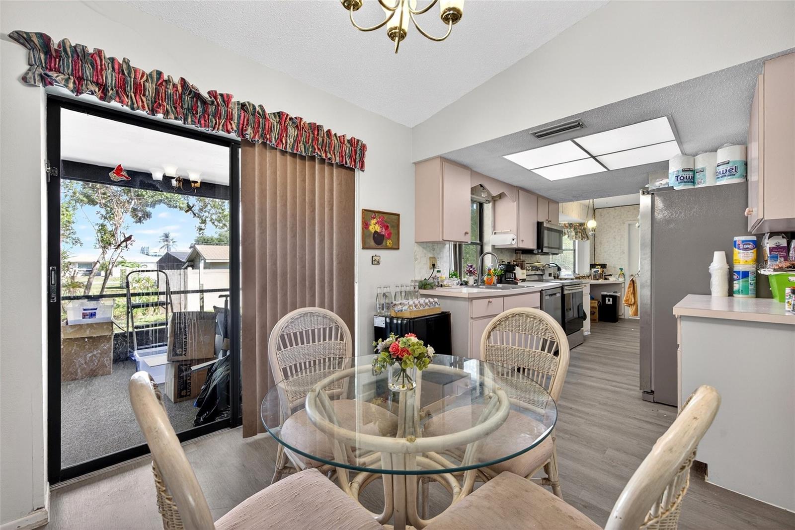 SOUTH VENICE - Residential