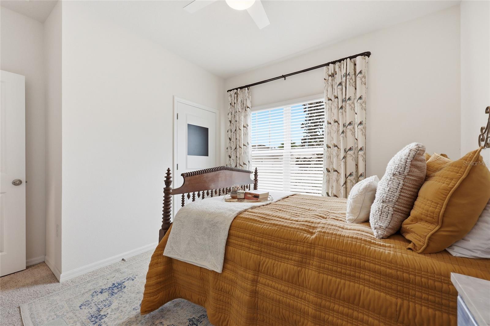 CHESTNUT VILLAGE - Residential