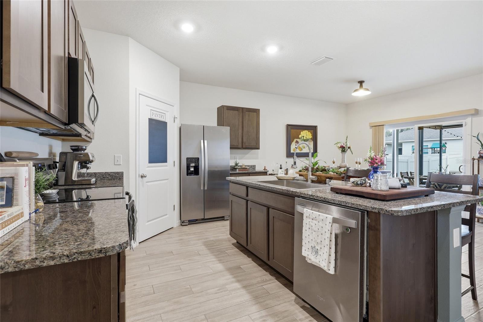 CHESTNUT VILLAGE - Residential