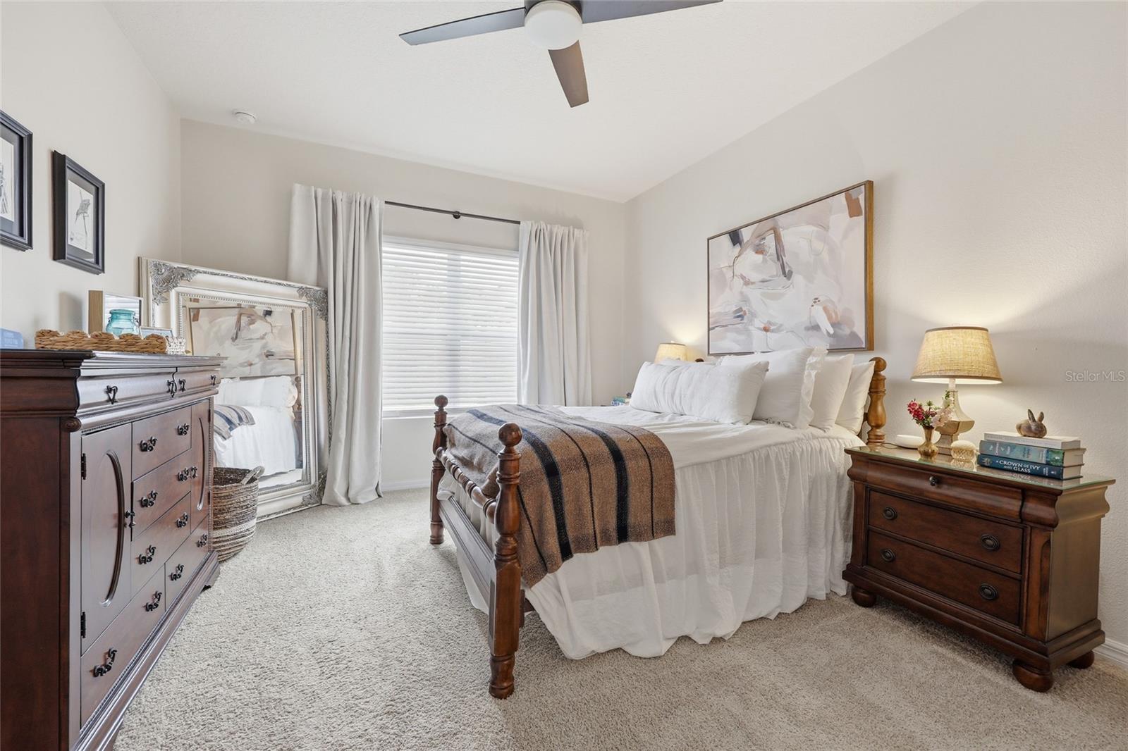 CHESTNUT VILLAGE - Residential