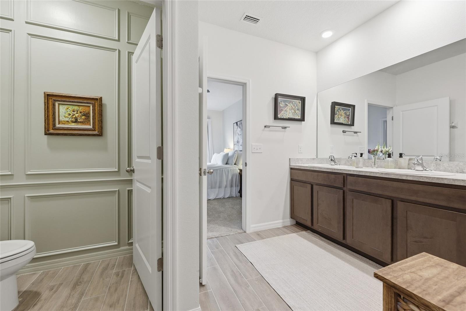 CHESTNUT VILLAGE - Residential