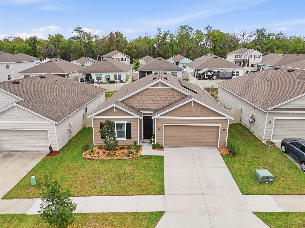 Photo of 8261 SW 60th Avenue, Gainesville, FL 32608 (MLS # GC538841)