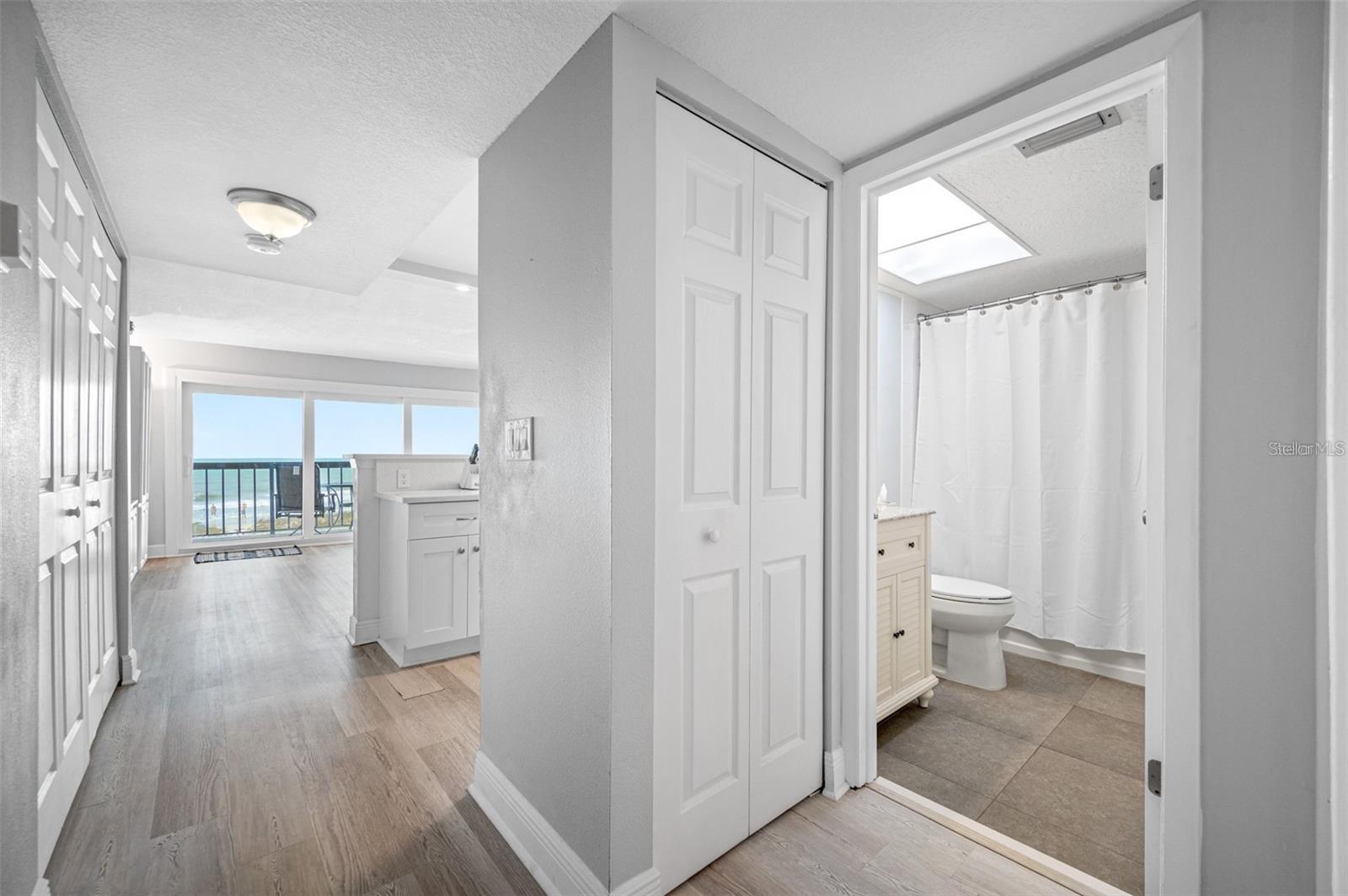 TAHITIAN TOWERS CONDO - Residential