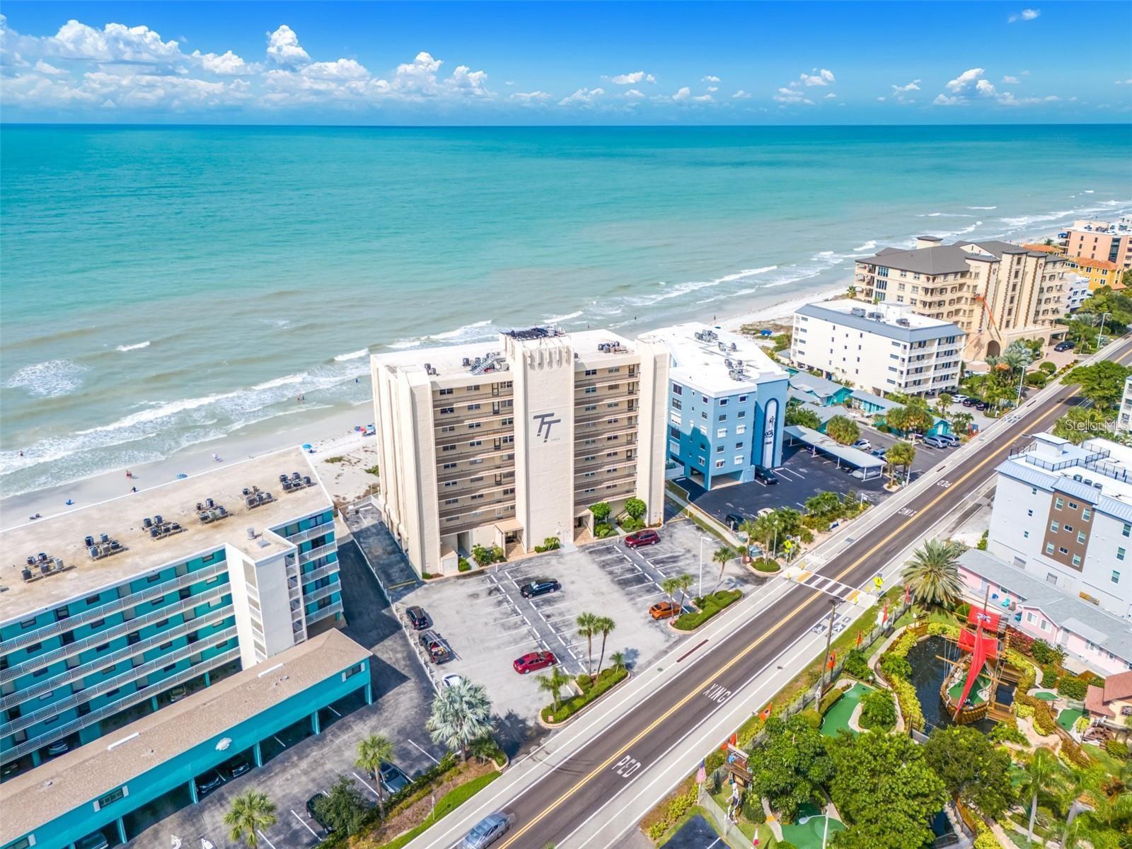 TAHITIAN TOWERS CONDO - Residential