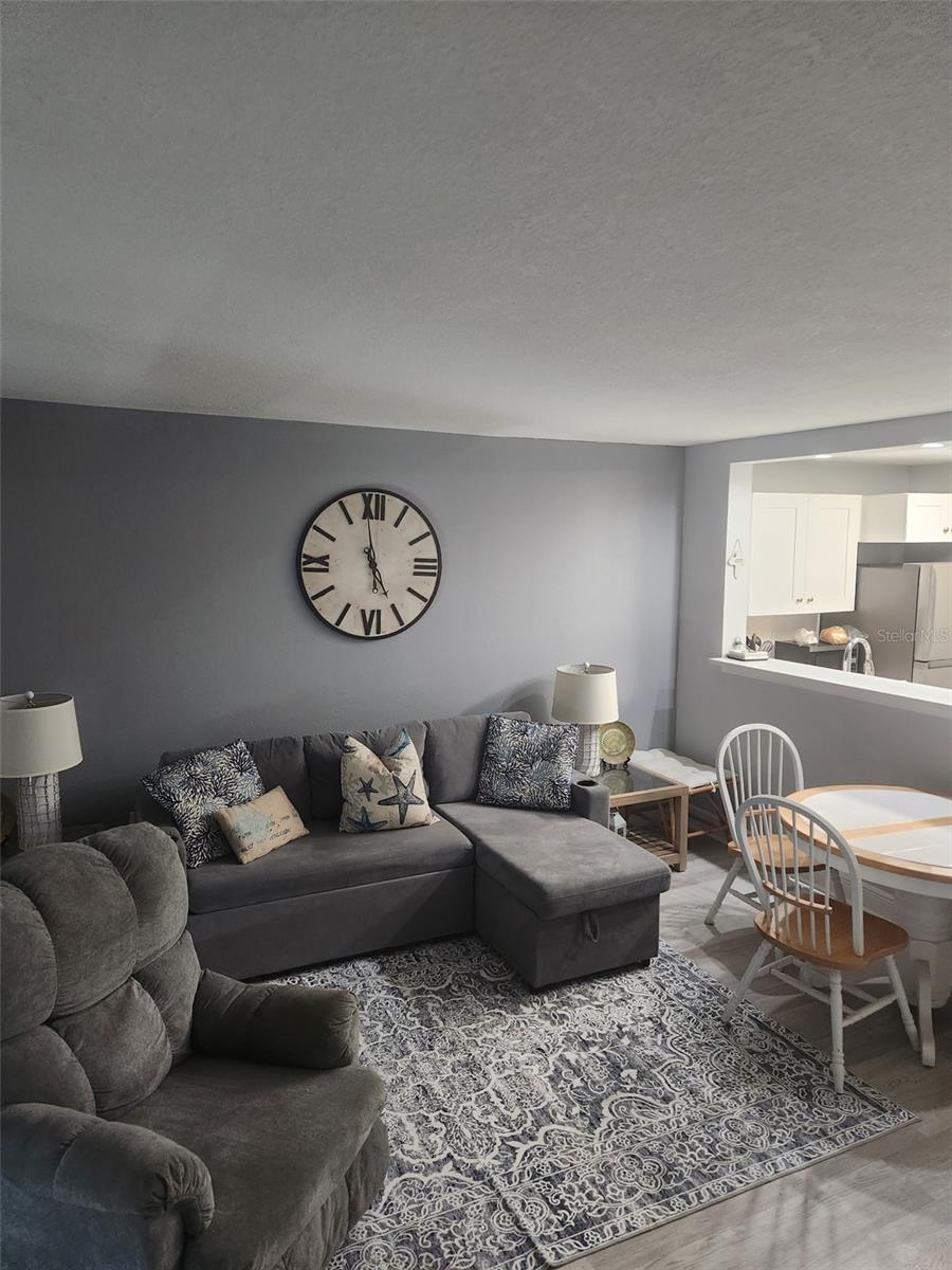 TAHITIAN TOWERS CONDO - Residential