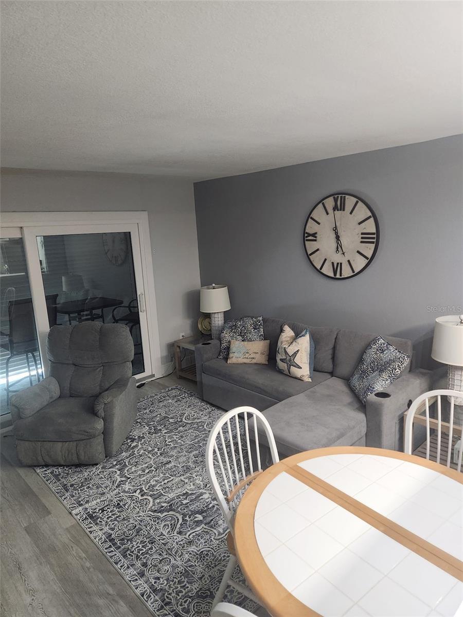 TAHITIAN TOWERS CONDO - Residential