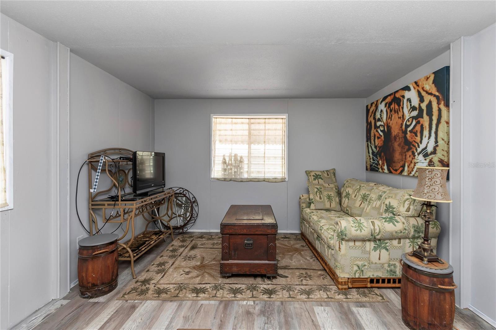 MEADOWS UN 3 - Residential