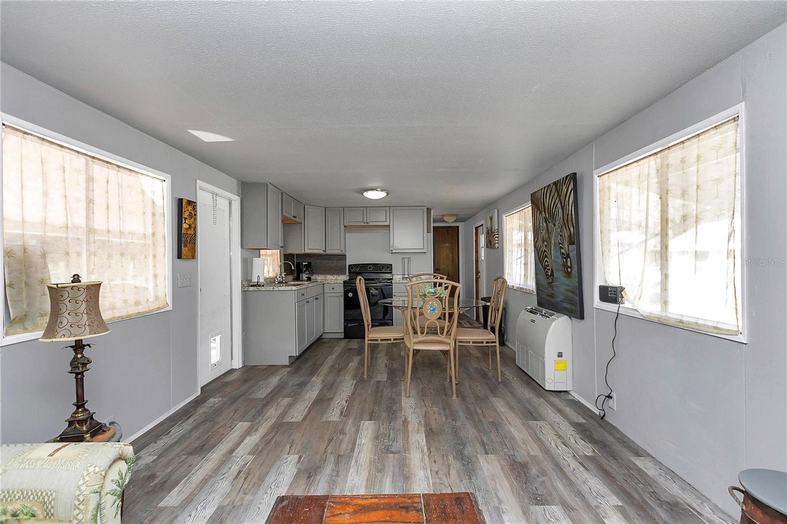 MEADOWS UN 3 - Residential