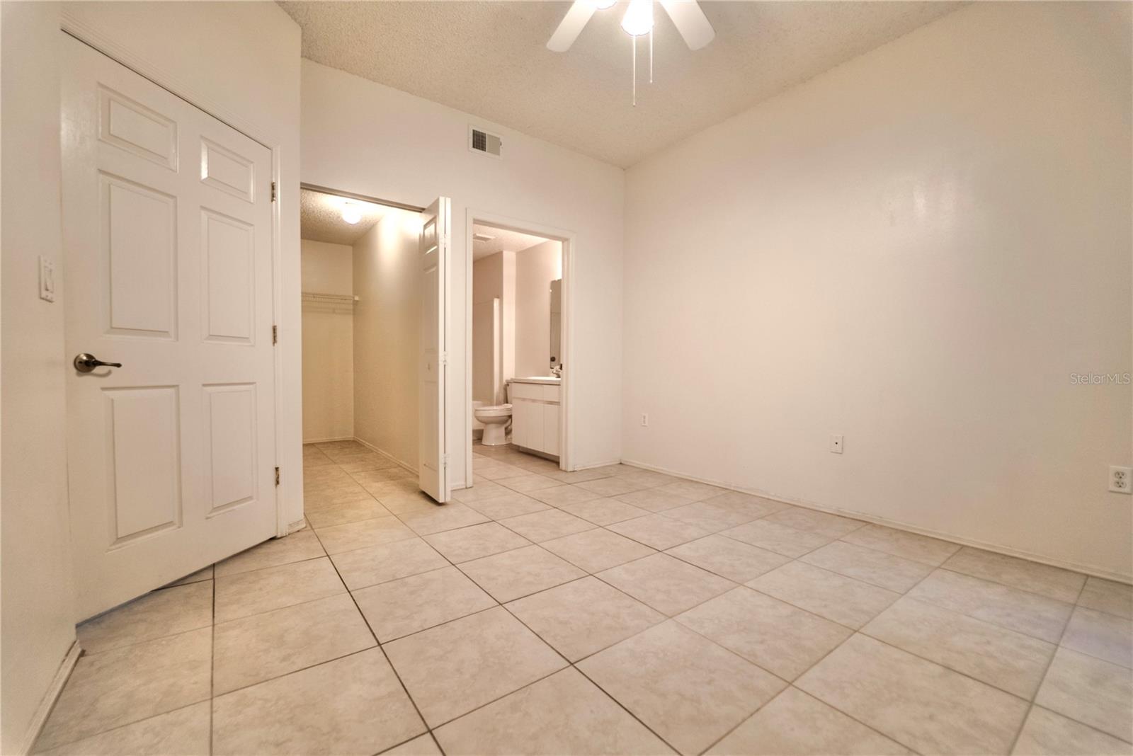 SPRING HILL - Residential Lease