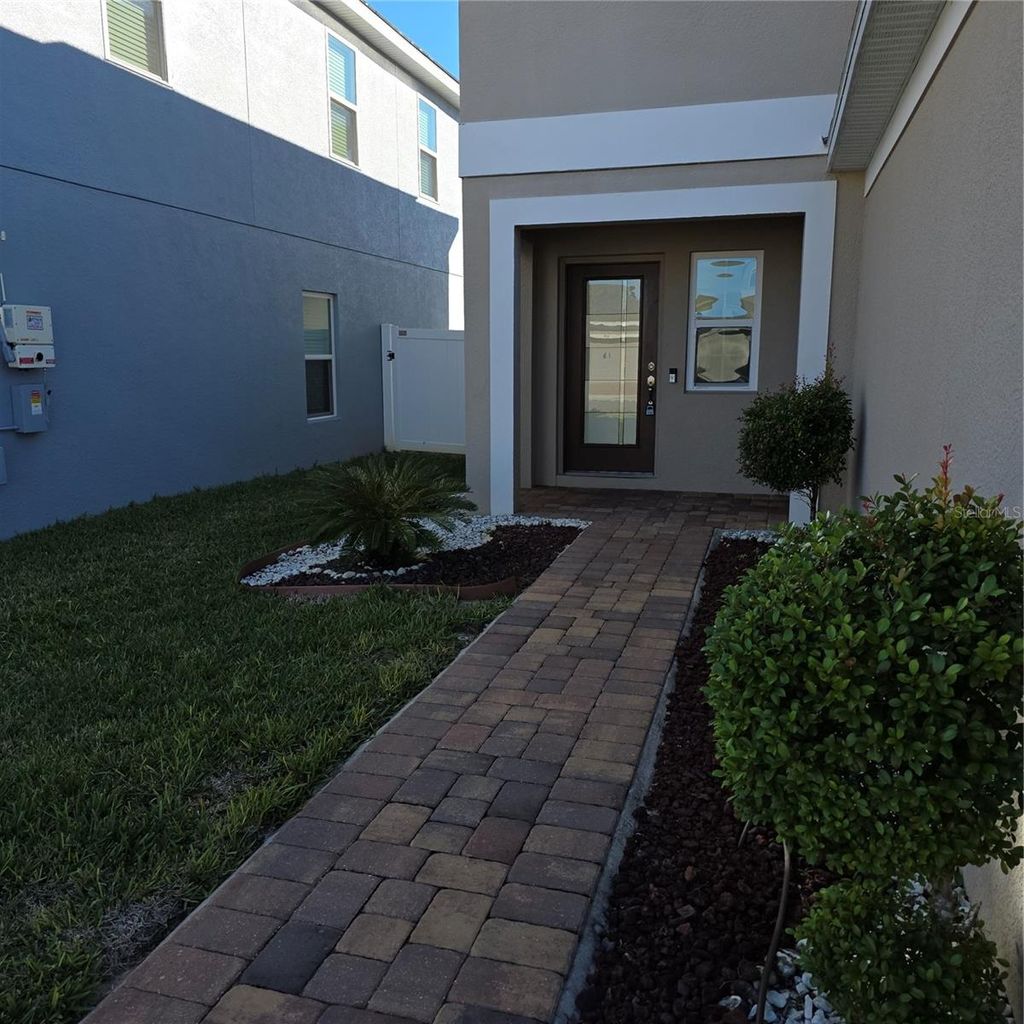 Photo of 943 Anna Place, Davenport, FL 33837 (MLS # S5141063)