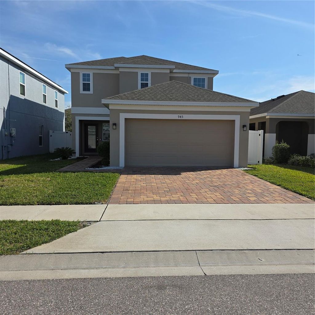 Photo of 943 Anna Place, Davenport, FL 33837 (MLS # S5141063)