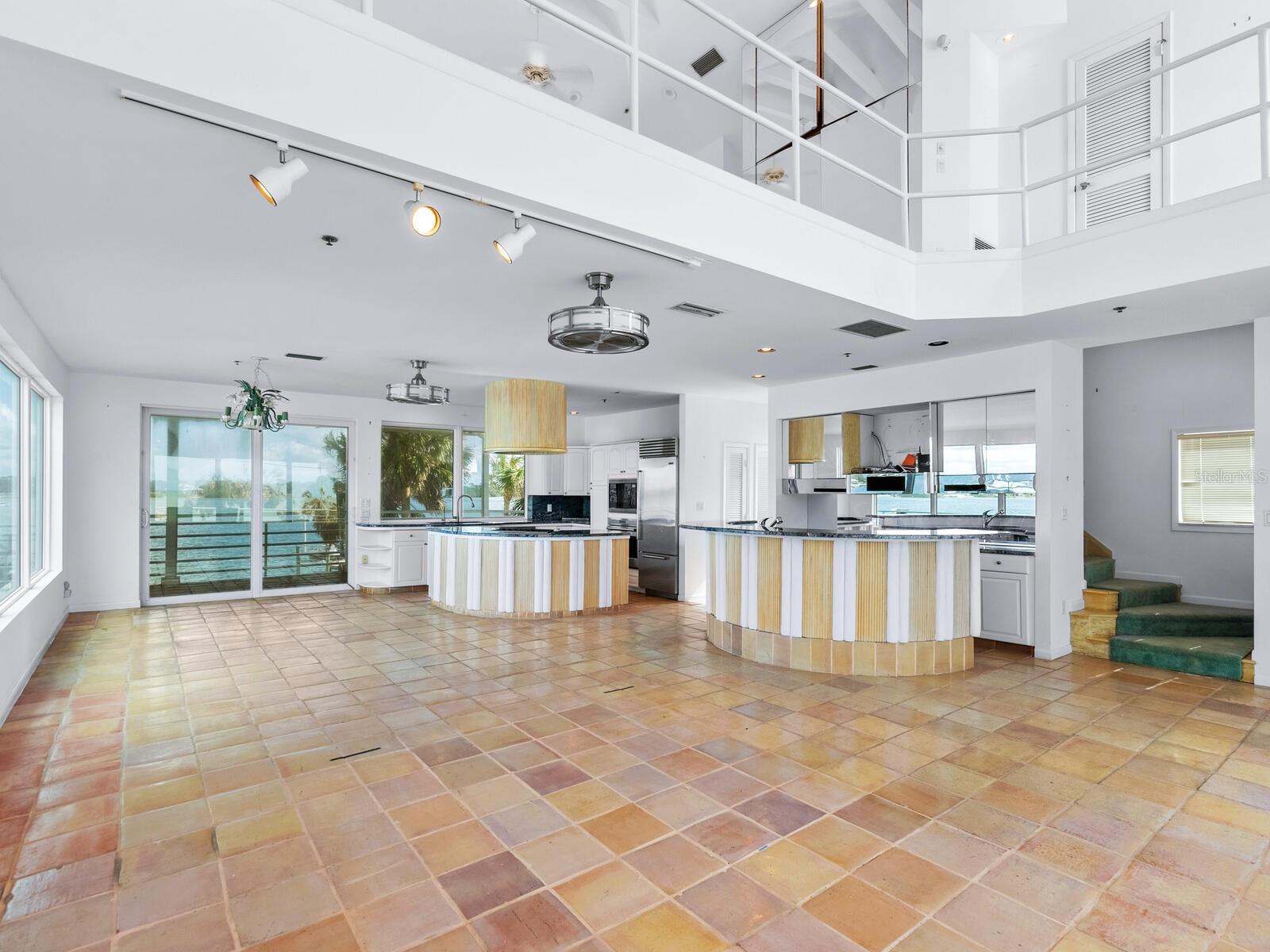 CASEY KEY - Residential