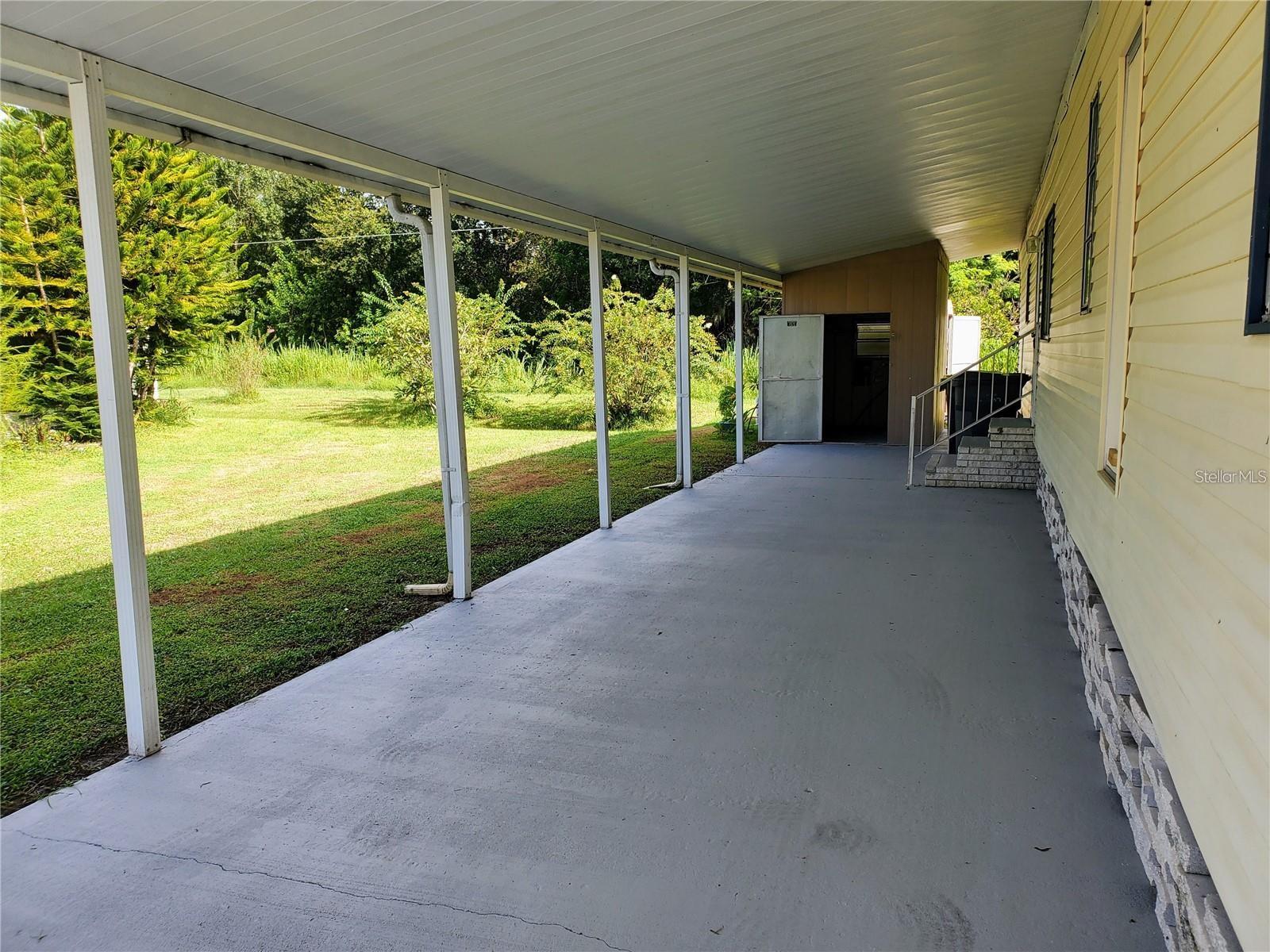 VILLAGE UNIT 03 LAKELAND - Residential Lease