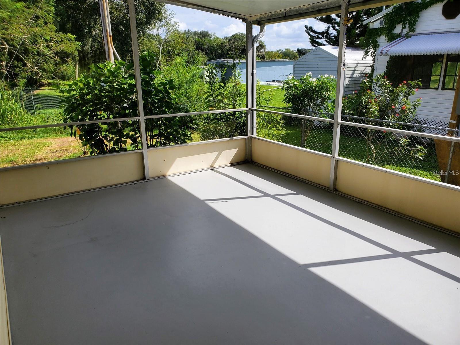 VILLAGE UNIT 03 LAKELAND - Residential Lease