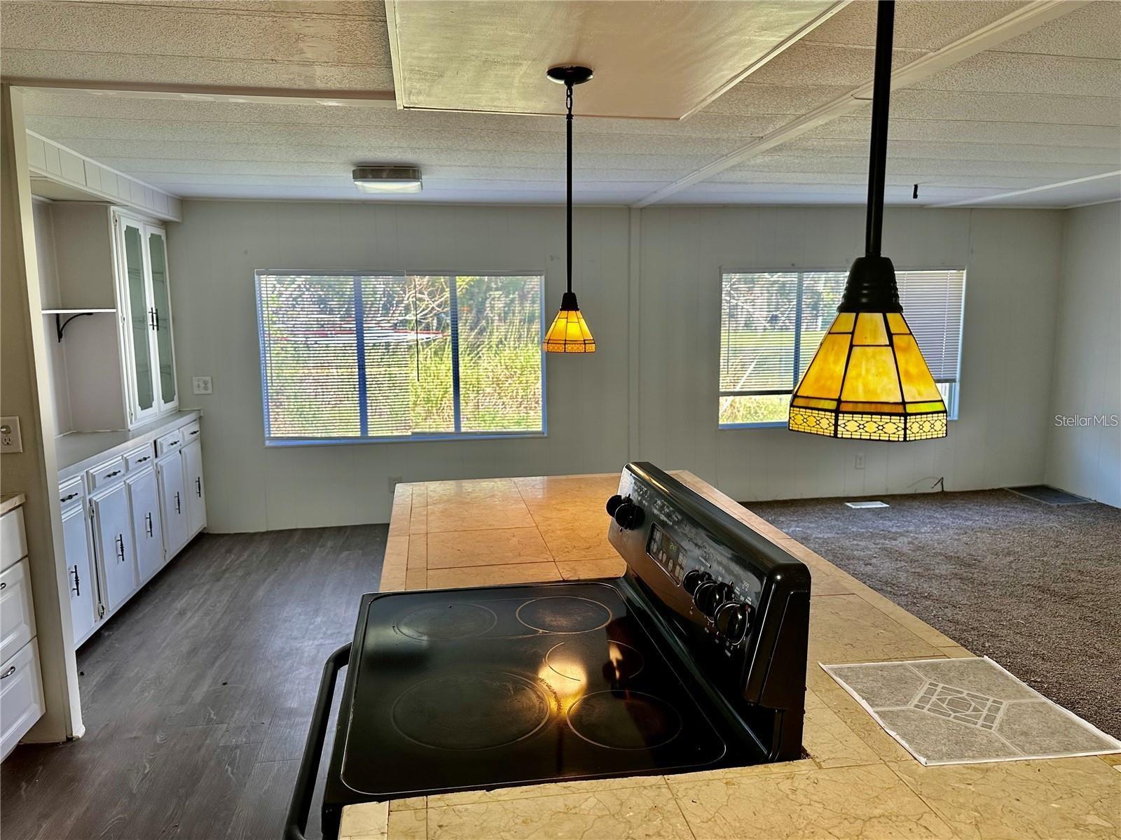 VILLAGE UNIT 03 LAKELAND - Residential Lease