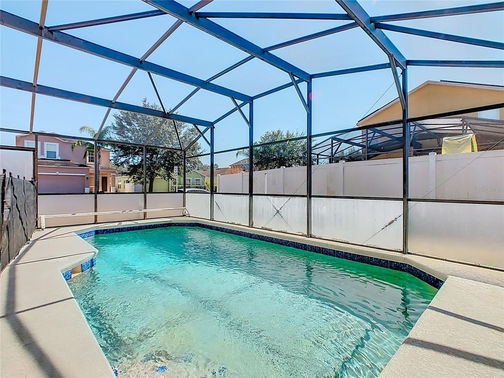 Photo of 1958 Royal Ridge Drive, Davenport, FL 33896 (MLS # G5107668)